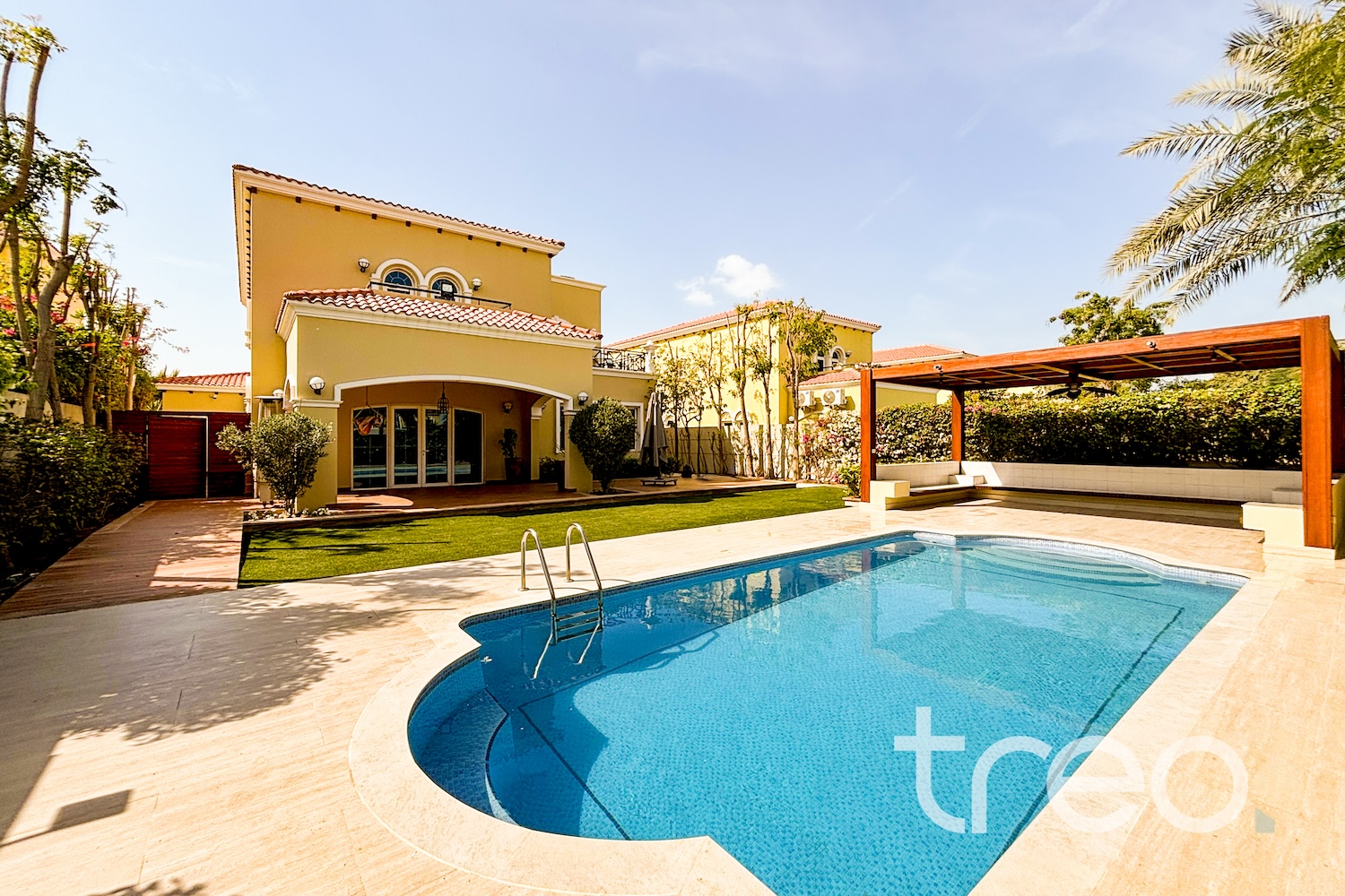 4 Bed Large | Single Row | Landscaped