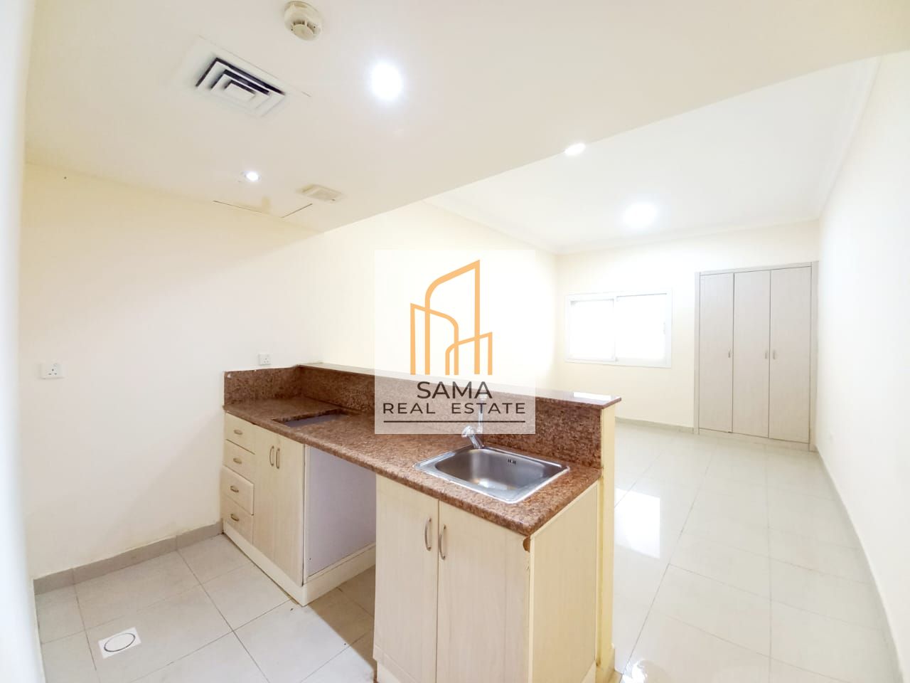 FAMILY STUDIO APARTMENT 25k NEAR TO MADINA SHOPPING CENTRE MUWAILAH SHARJAH