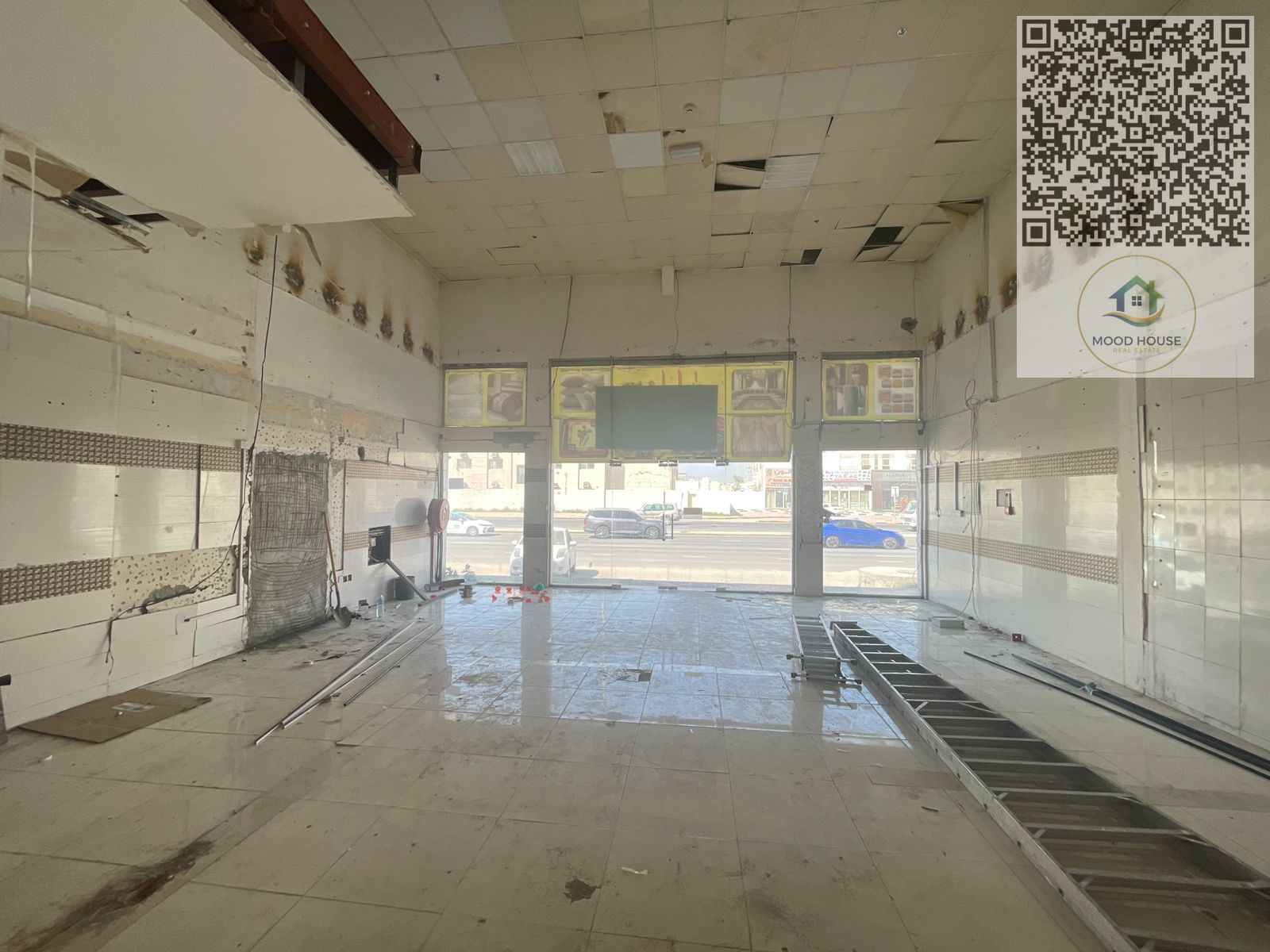 Commercial showroom in the Emirate of Ajman, Industrial Area 1, at a competitive price with payment in 4 installments.
