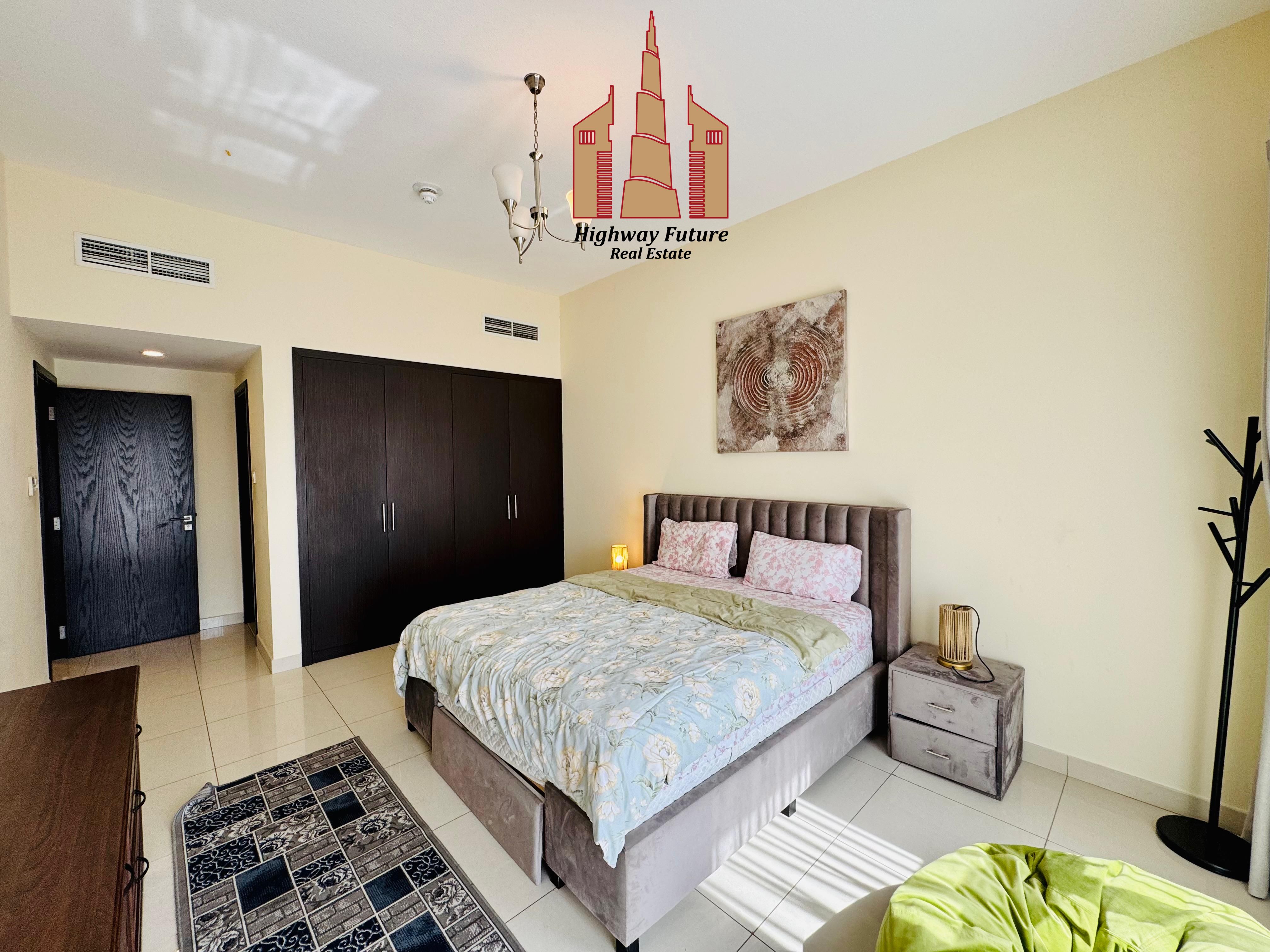 FULLY FURNISHED CLOSE KITCHEN|| BIGGER UNIT||