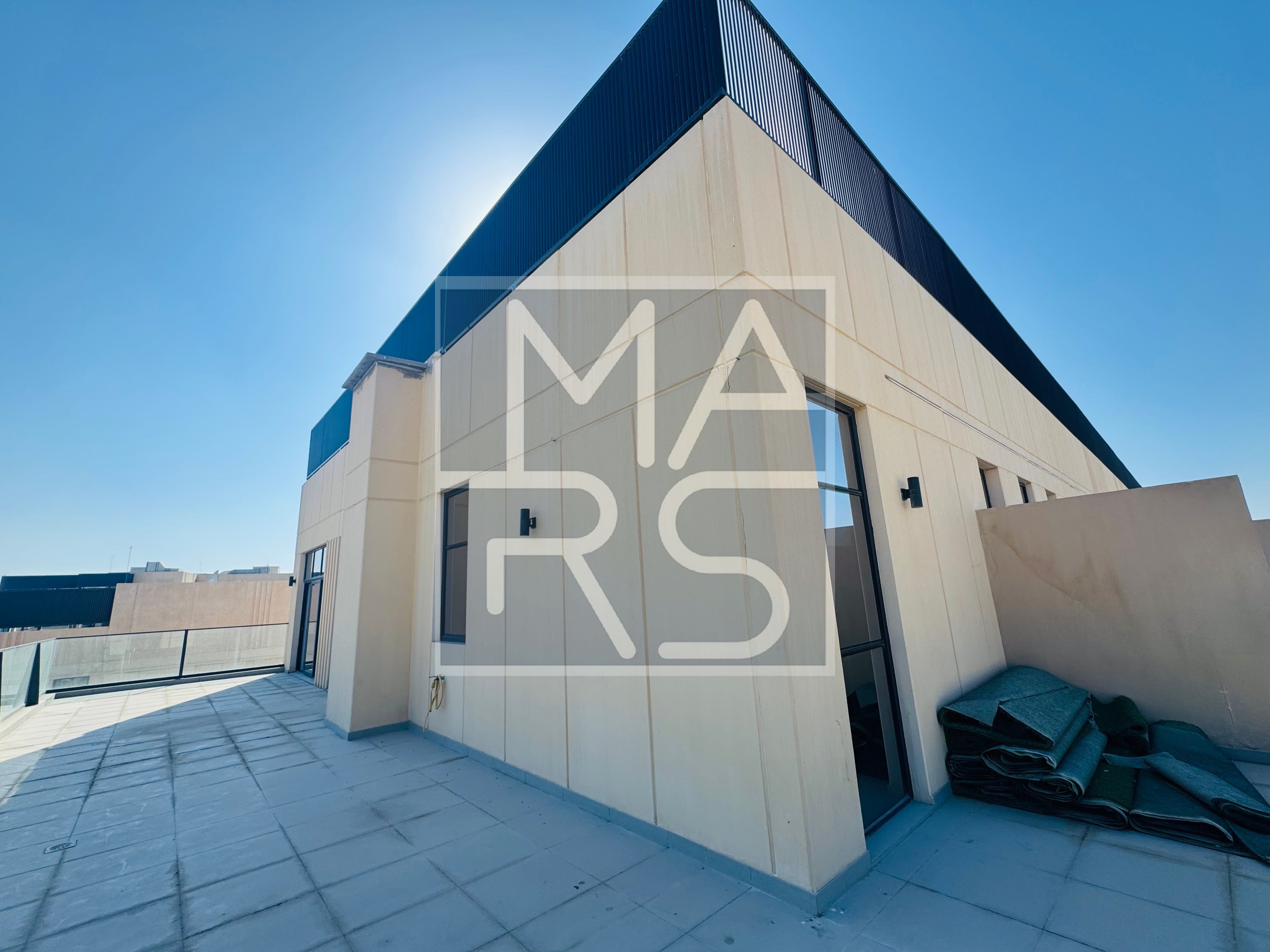 Luxury 2 bedroom penthouse for sale in Al Mamsha just in 1.5M