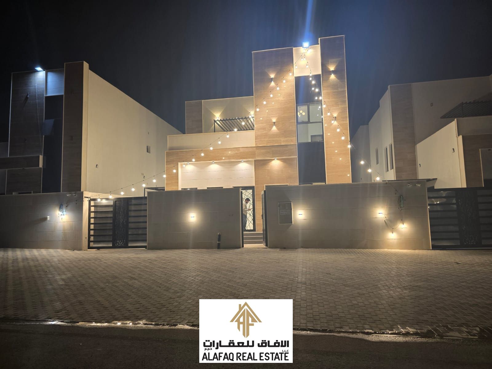 Luxury Villa for Sale in Al Helio, Ajman – Practical Family Design, Quiet Location Near Services, Prime Investment Opportunity