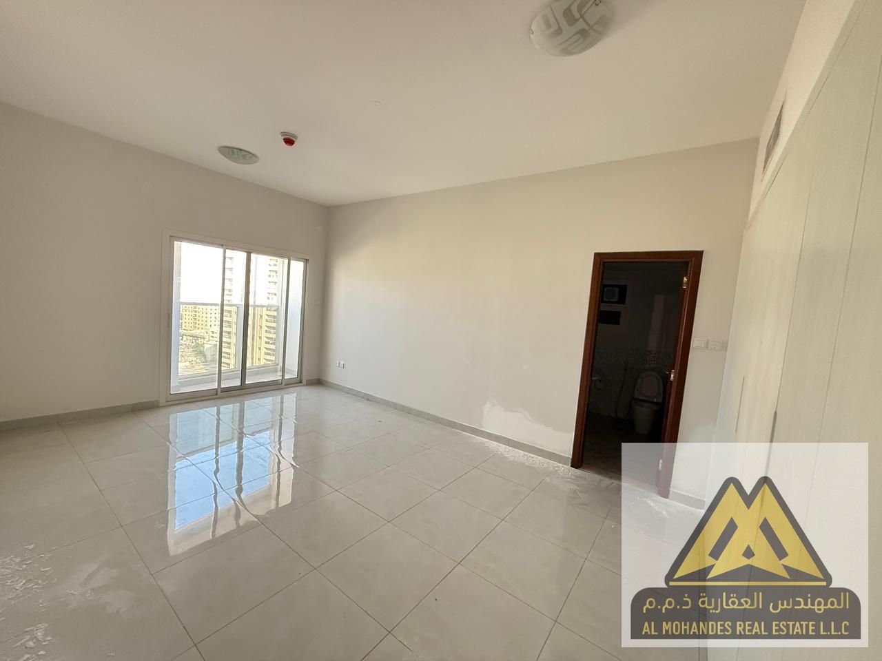 Annual Rent – Luxury Apartment at Corniche Ajman