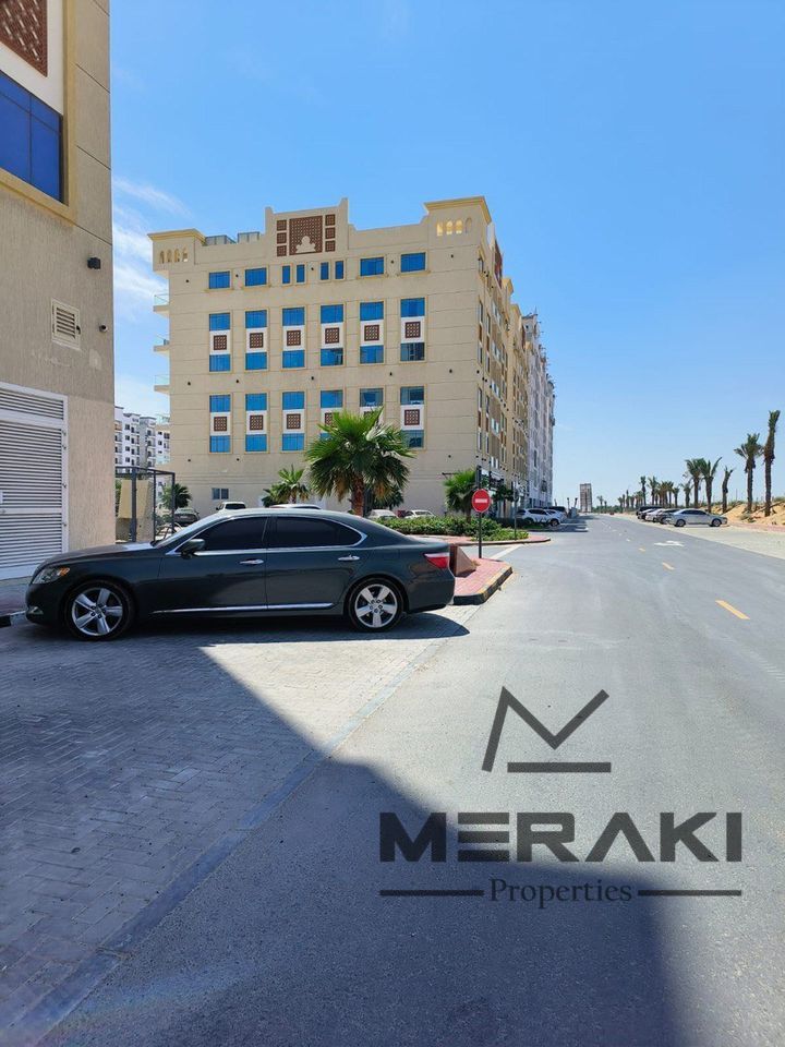 ready | open view | closed kitchen | balcony | freehold