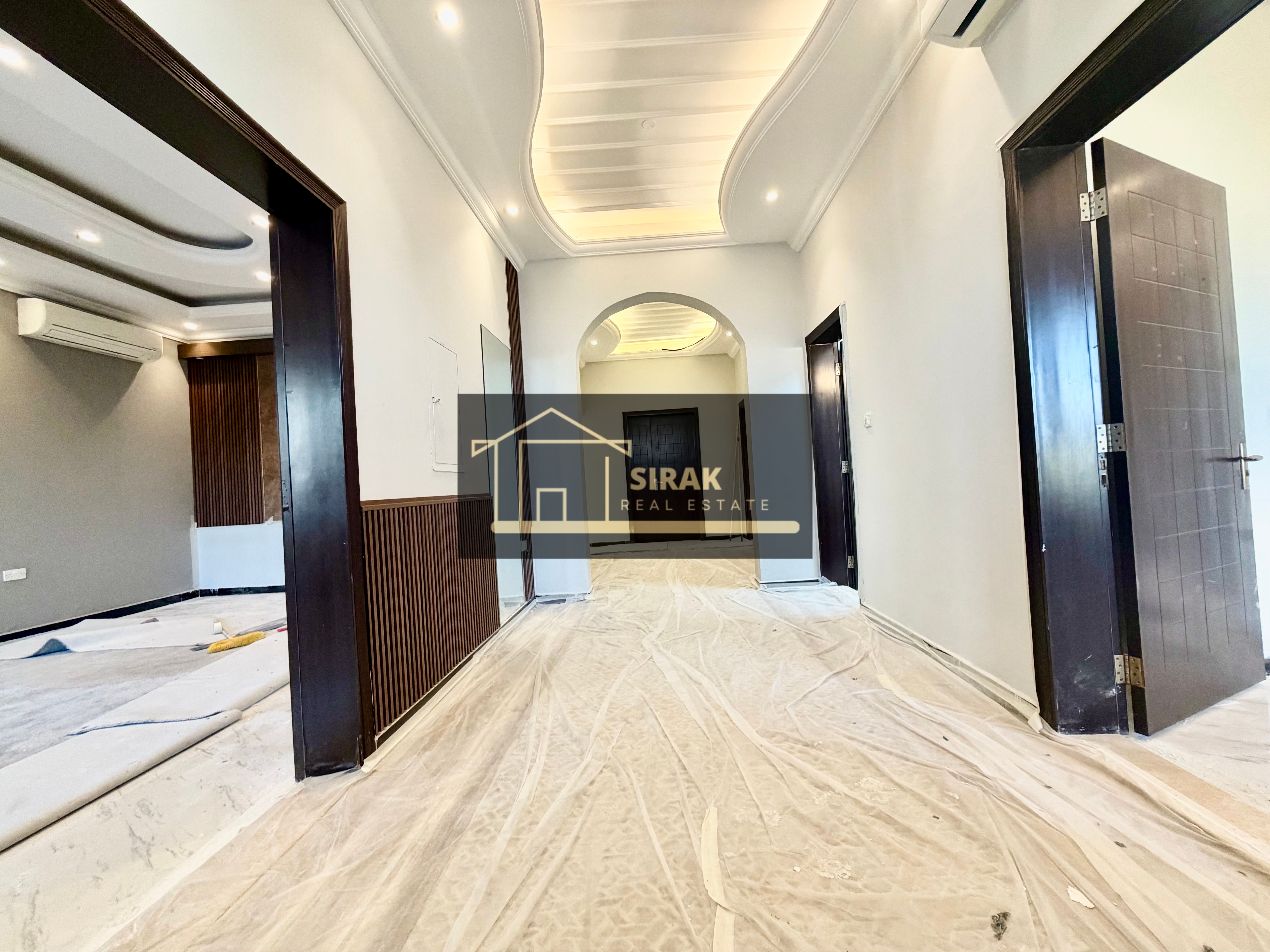 HOT DEAL !! PRIVATE ENTRY 3BHK W VIP FINISHING ….