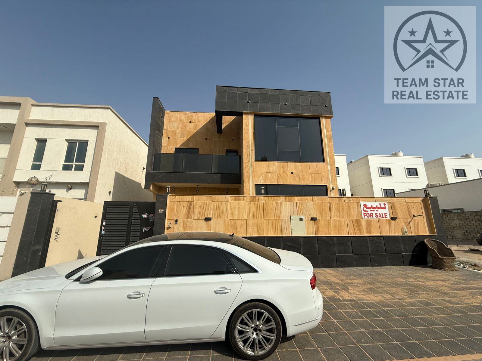 5 BR Villa for Sale in Al Zaheya Gardens