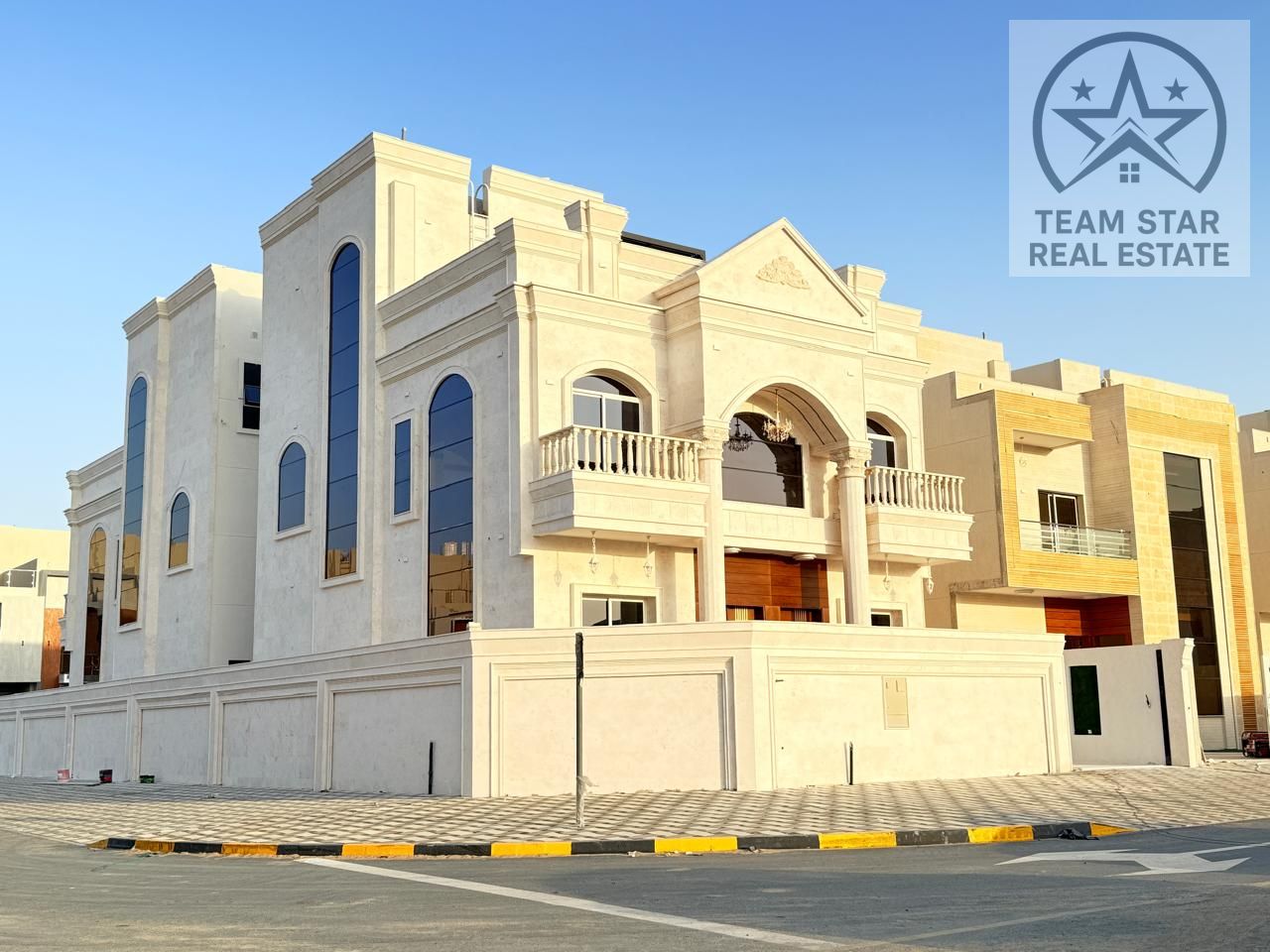 Huge 5BR Corner Villa + Roof in Helio 2 – 140K( one payment)