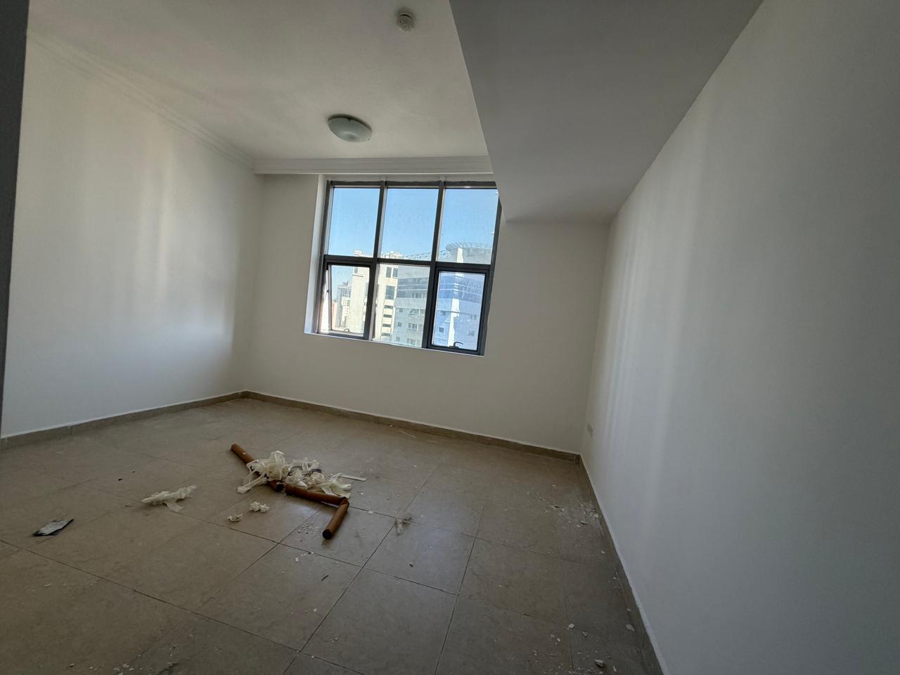 Balcony \ Parking \ Open View \ Store Room \ Spacious Area