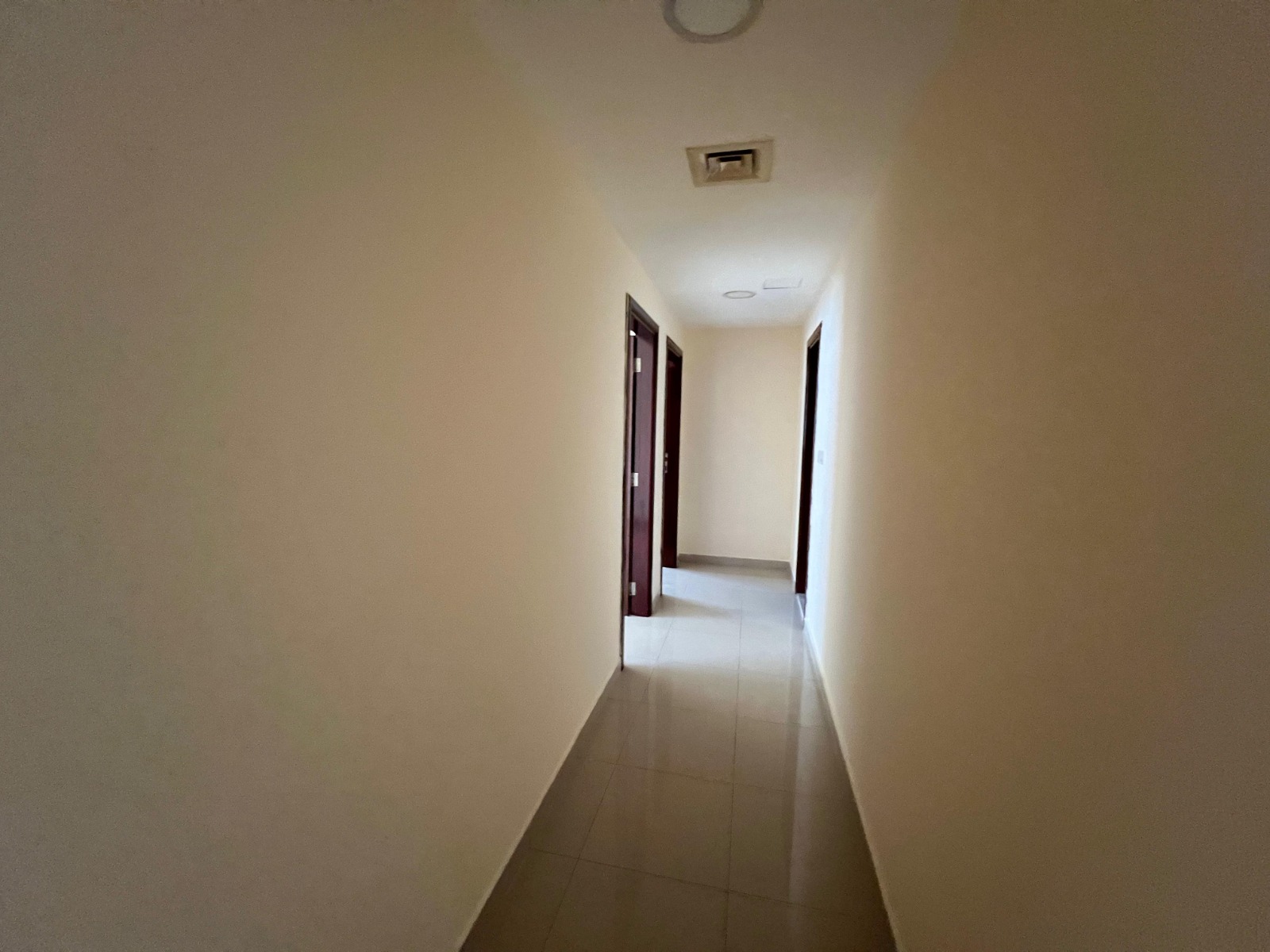 2BHK in Al Khan with central AC, prime location near services. Rent AED 43,000, 4/6 payments, deposit AED 2,200.