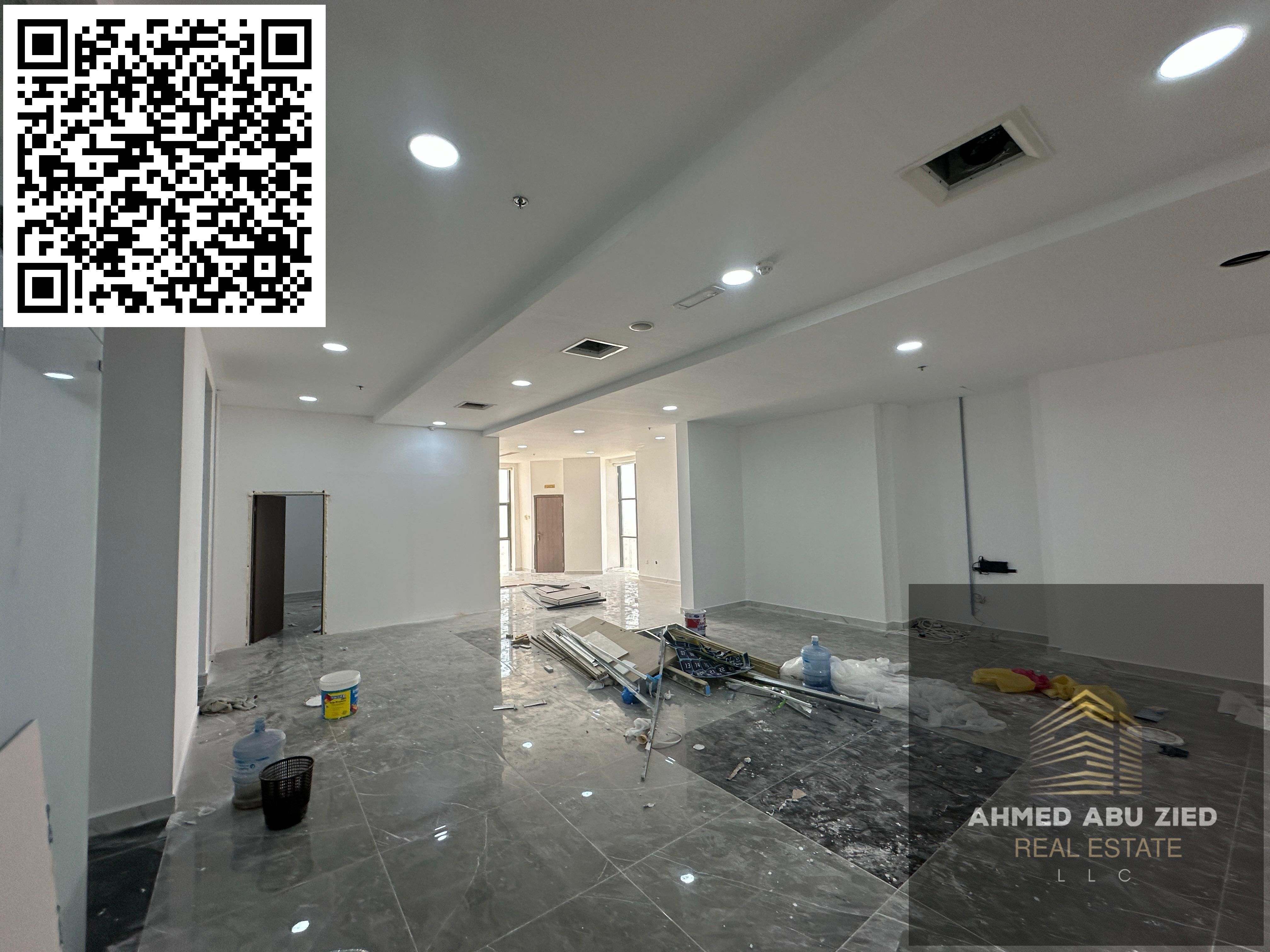 Luxury full-floor office or company headquarters for annual rent in Al Rashidiya, Ajman, 5000 sq. ft with stunning creek view, parking, gym, pool, and
