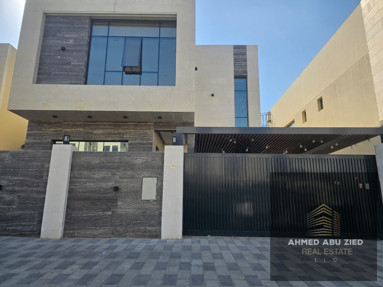 First Tenant l Luxury Stile | Prime location | Near All