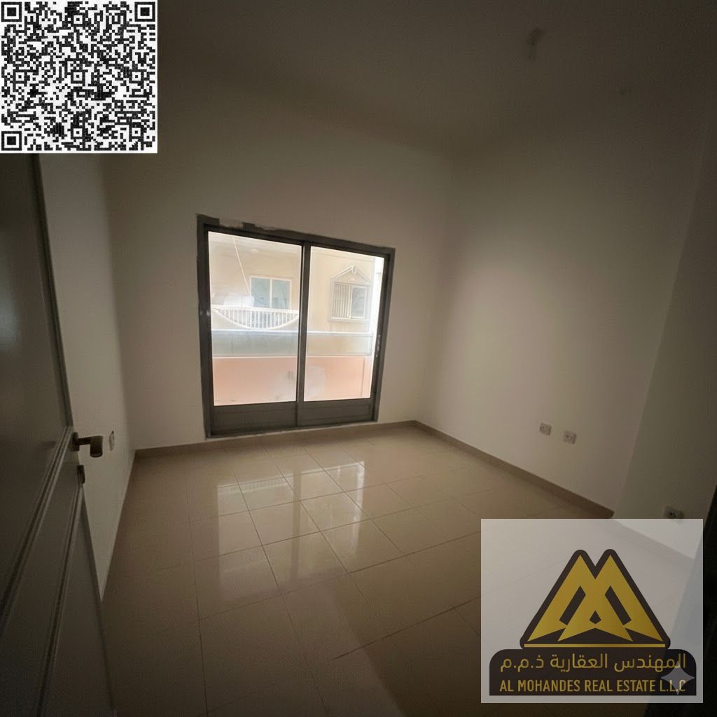 Large space | Flexible payment options in 4 or 6 installments | Easy access to Sharjah and Dubai | Prime location close to all services