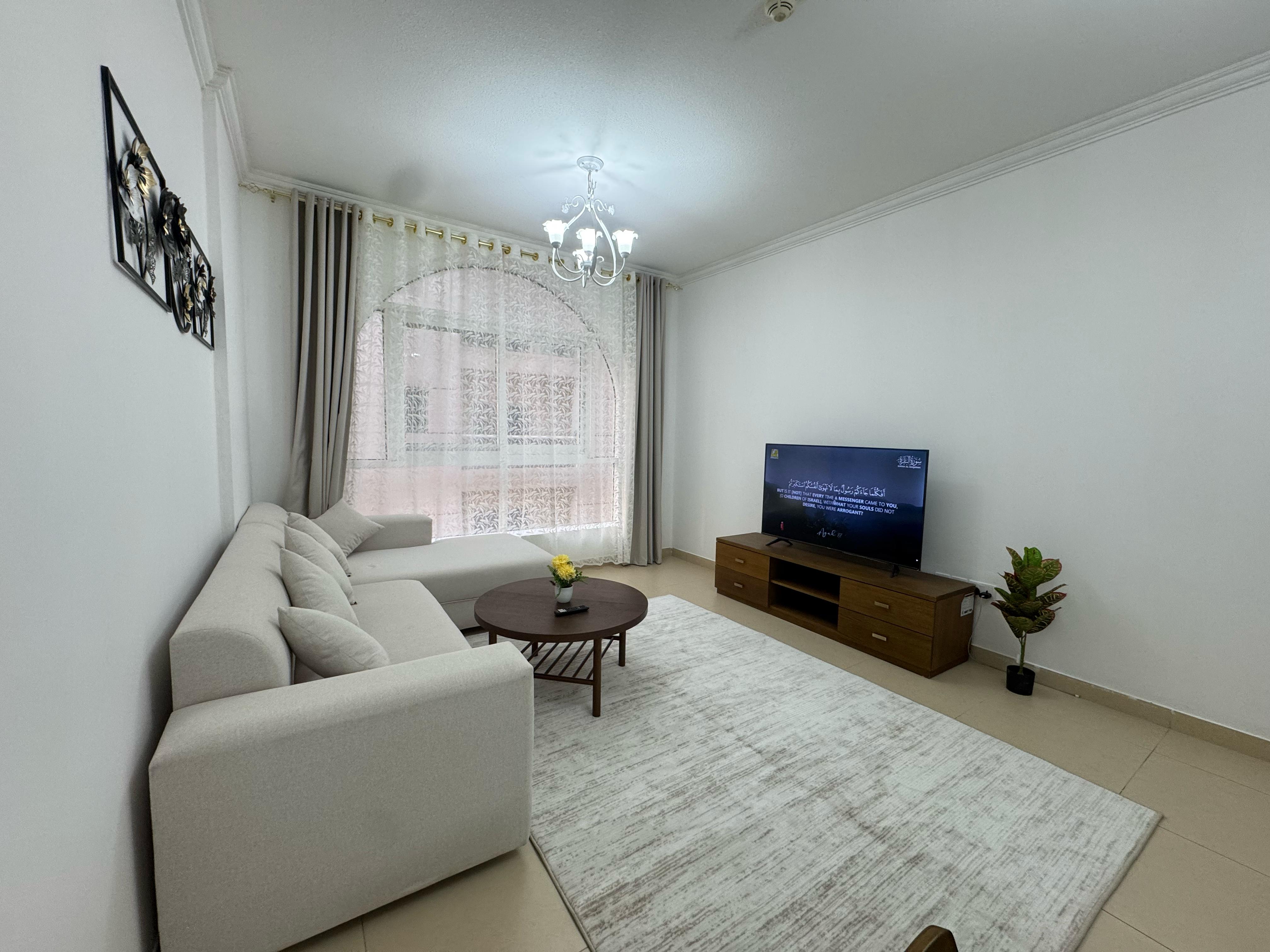 We're more than just a service. Because you deserve the best. In the heart of the city, close to everything you need. A well-appointed residence combi