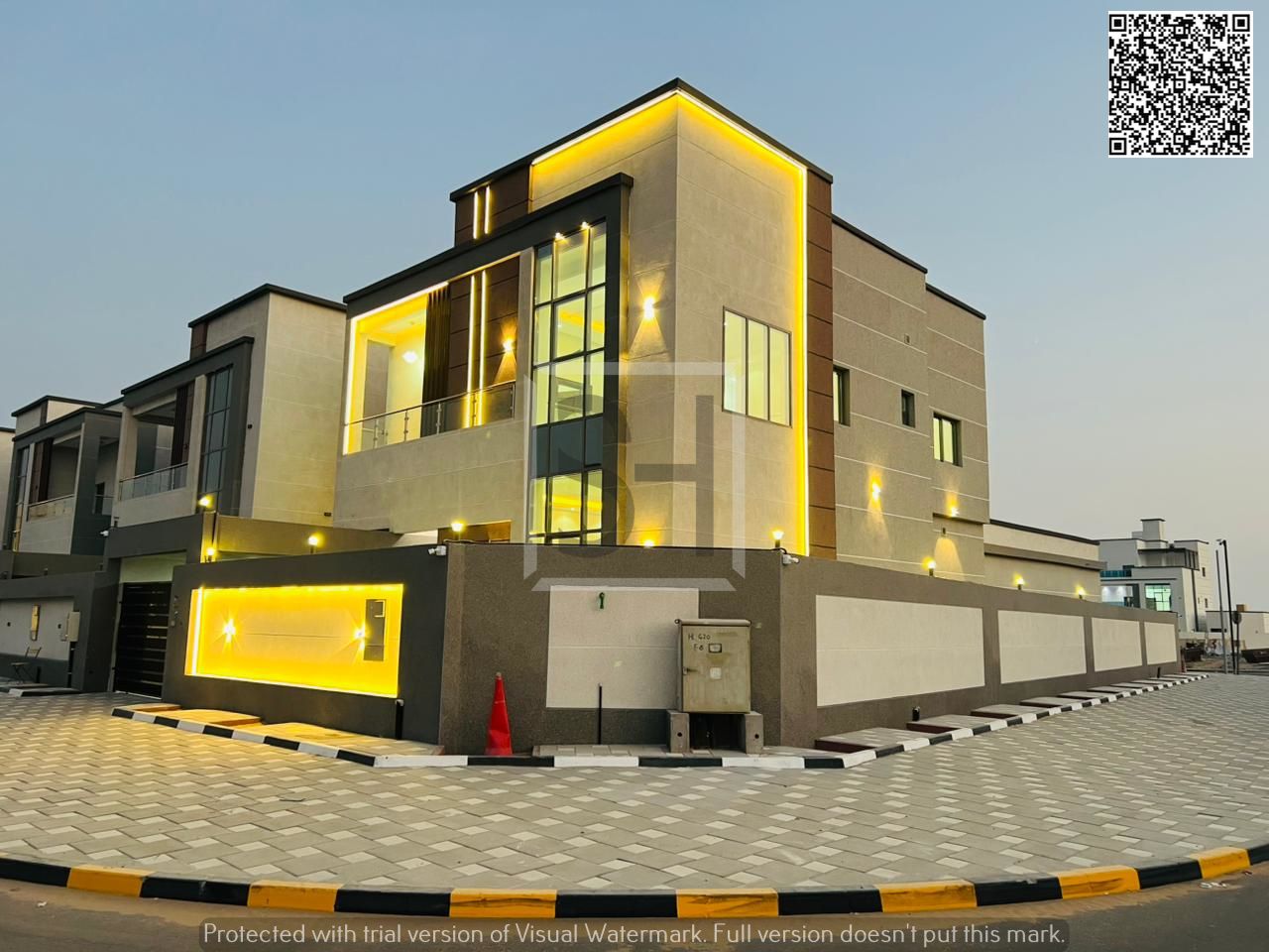 Villa for sale opposite a garden, including registration fees, electricity, water and air conditioning.