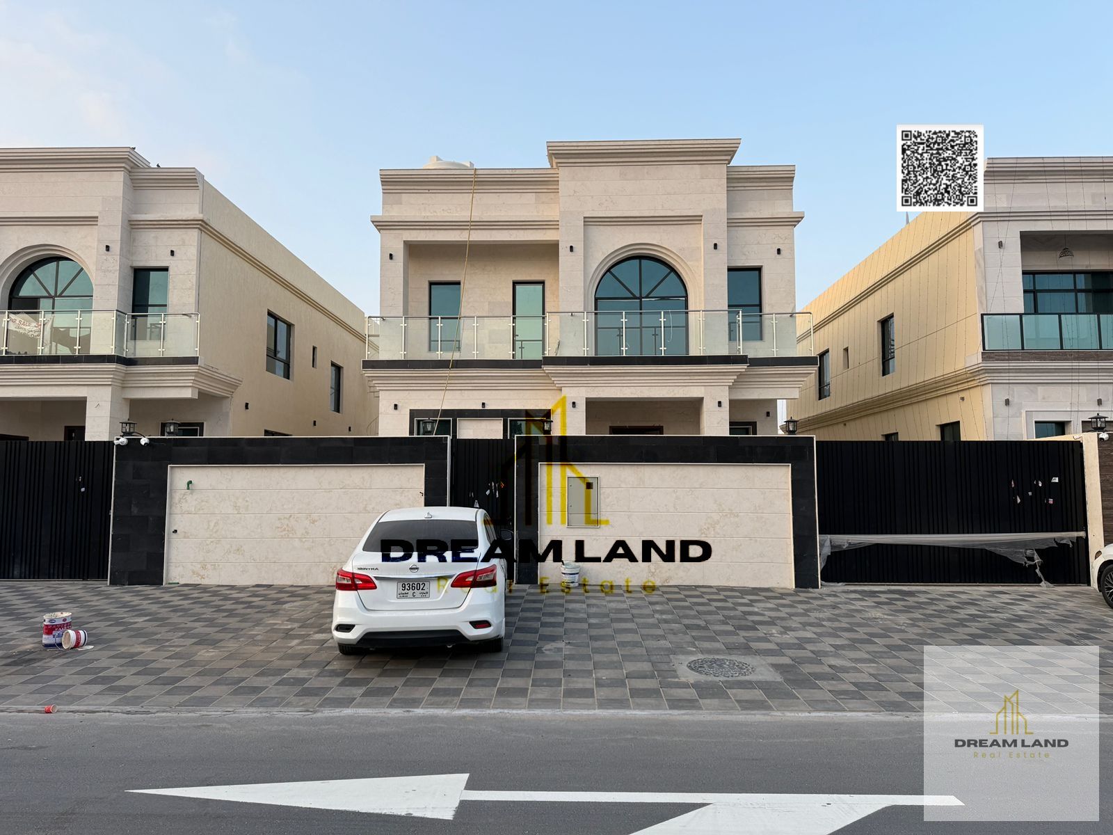 Adorable villa, consists of 5 master bedrooms with built in wardrobes and rooftop, now for sale in upscale area,