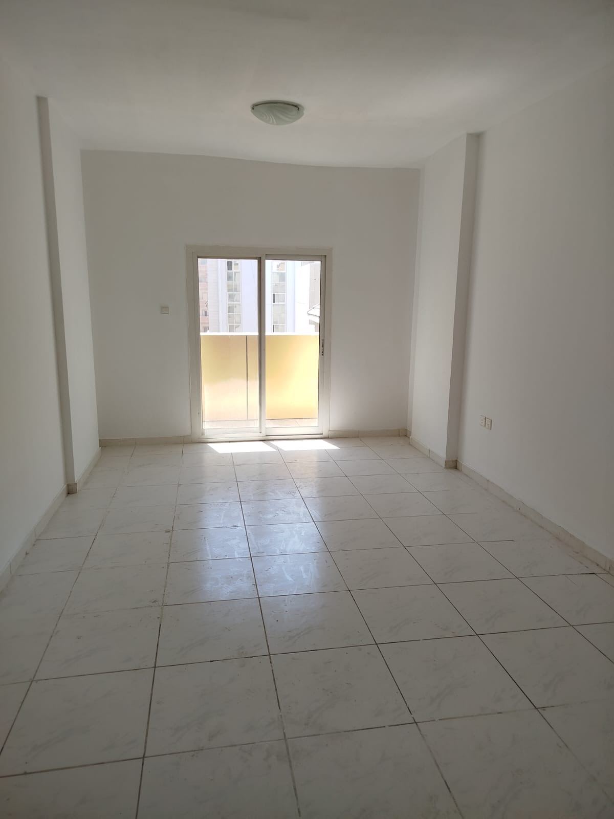 “ Spacious 2BR in Al Rashidiya | 2 Balconies + 2 Baths | Prime Location | AED 40,000. “