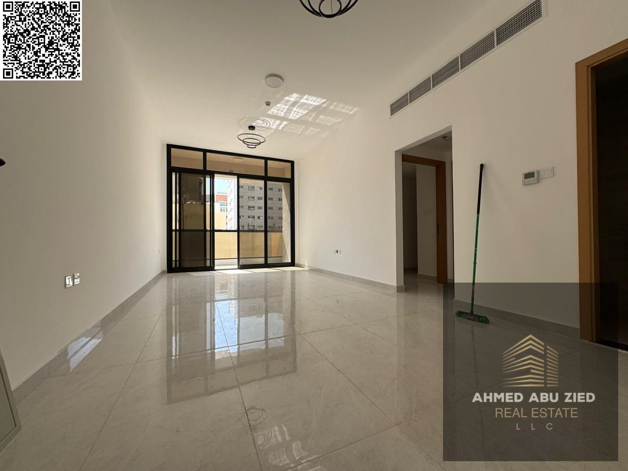 Luxury and beautiful one-bedroom apartment for annual rent - brand new building - first occupancy - master bedroom - 2 bathrooms - kitchen - built-in