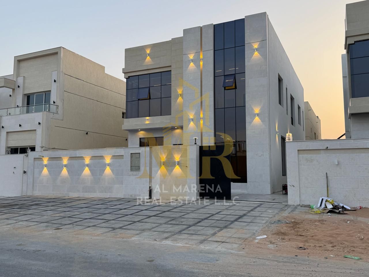 À vendre : Superbe villa moderne de 5 chambres avec piscine, frais d'enregistrement et de propriété inclus, disponible à Al Helio 2, Ajman – Un cadre
