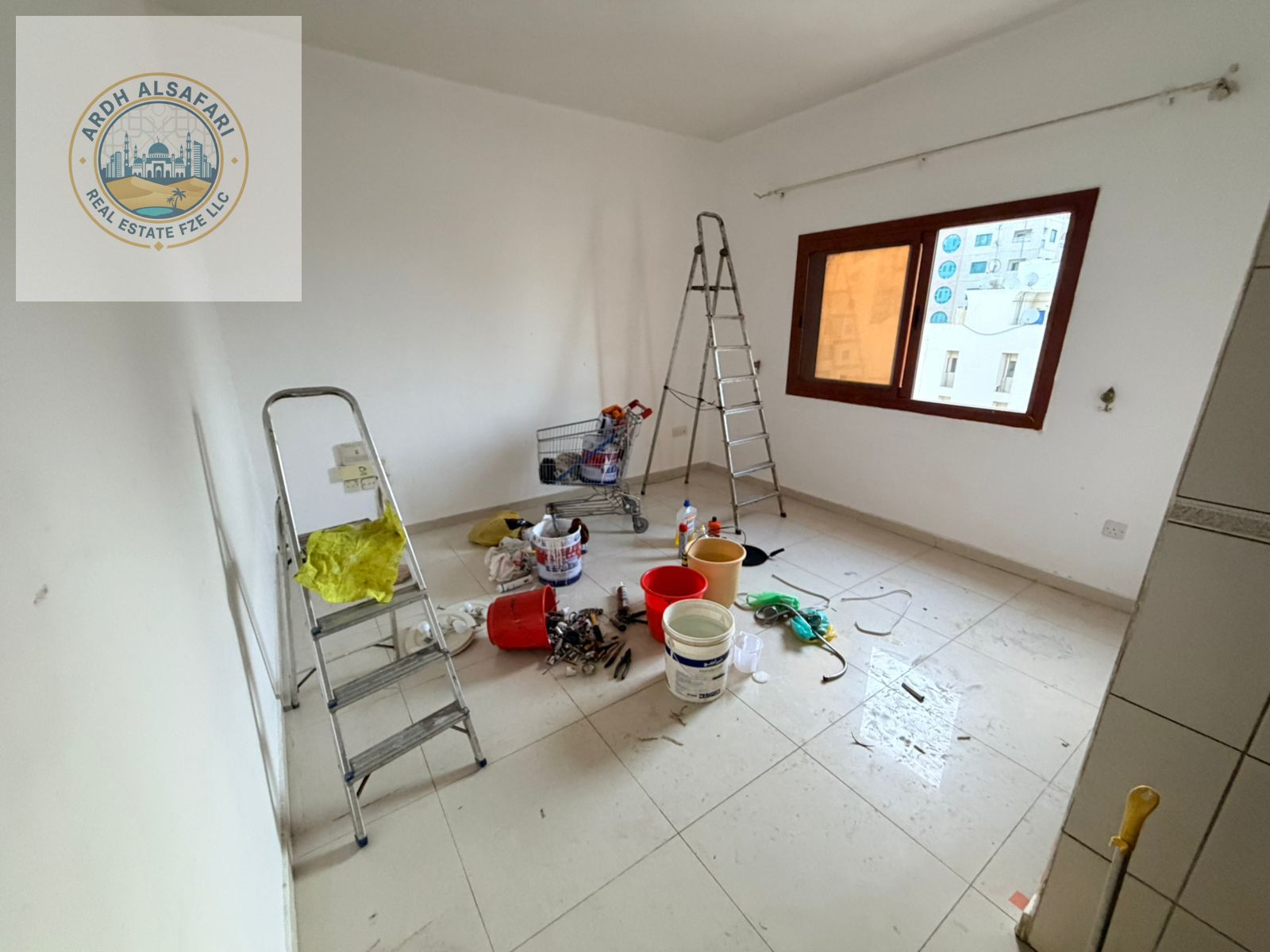 Huge Studio Available With 1 Washroom Open View Only 19K
