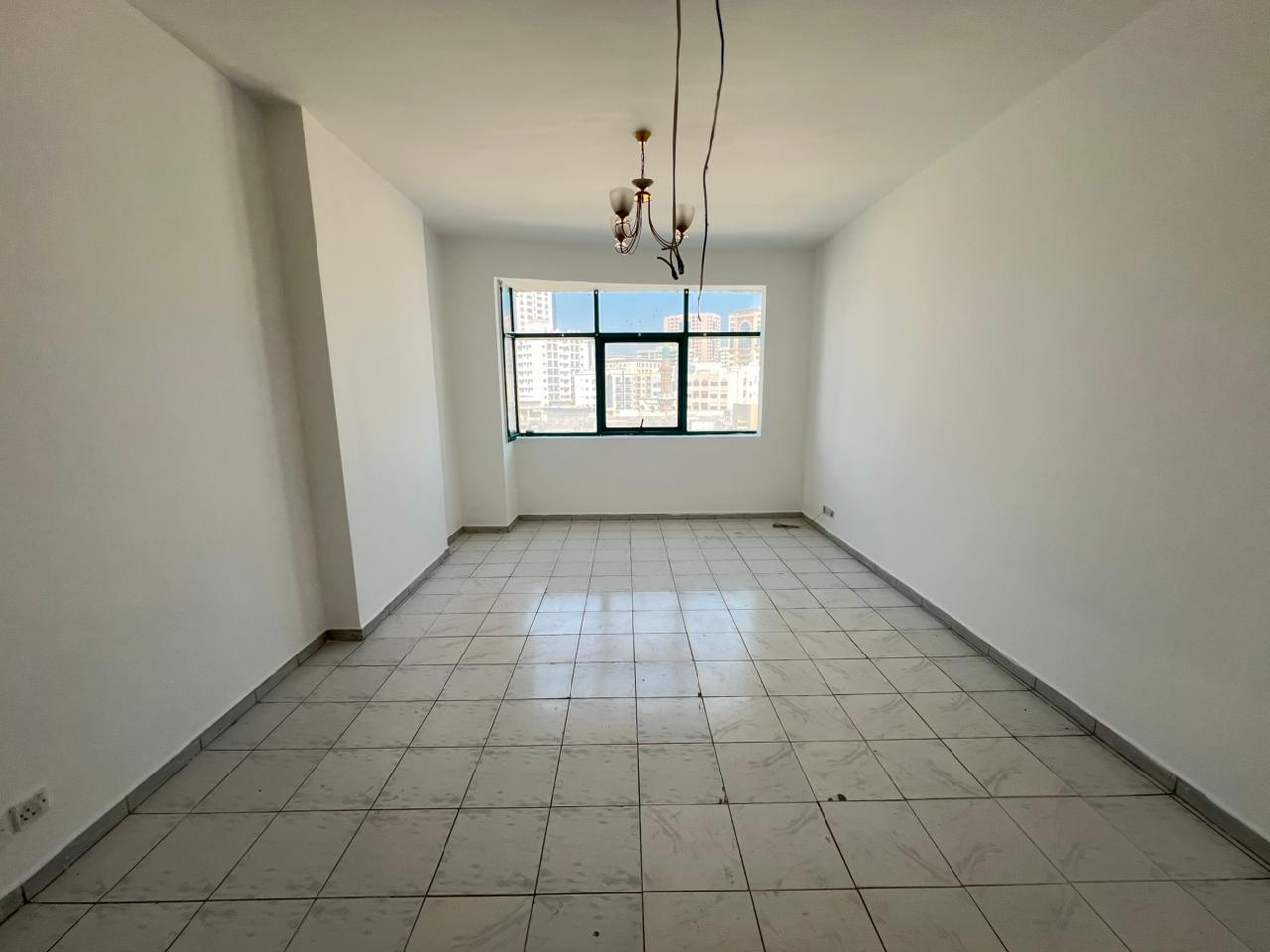 Spacious | Open view | Free maintenance | Hallway