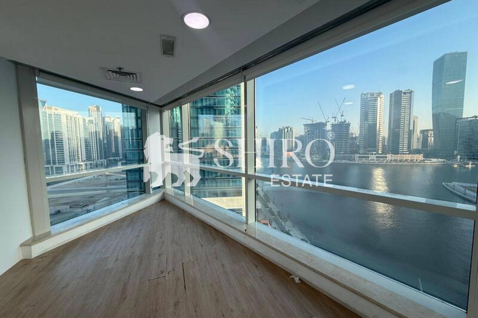 Nicely Fitted | Bay View | Vacant