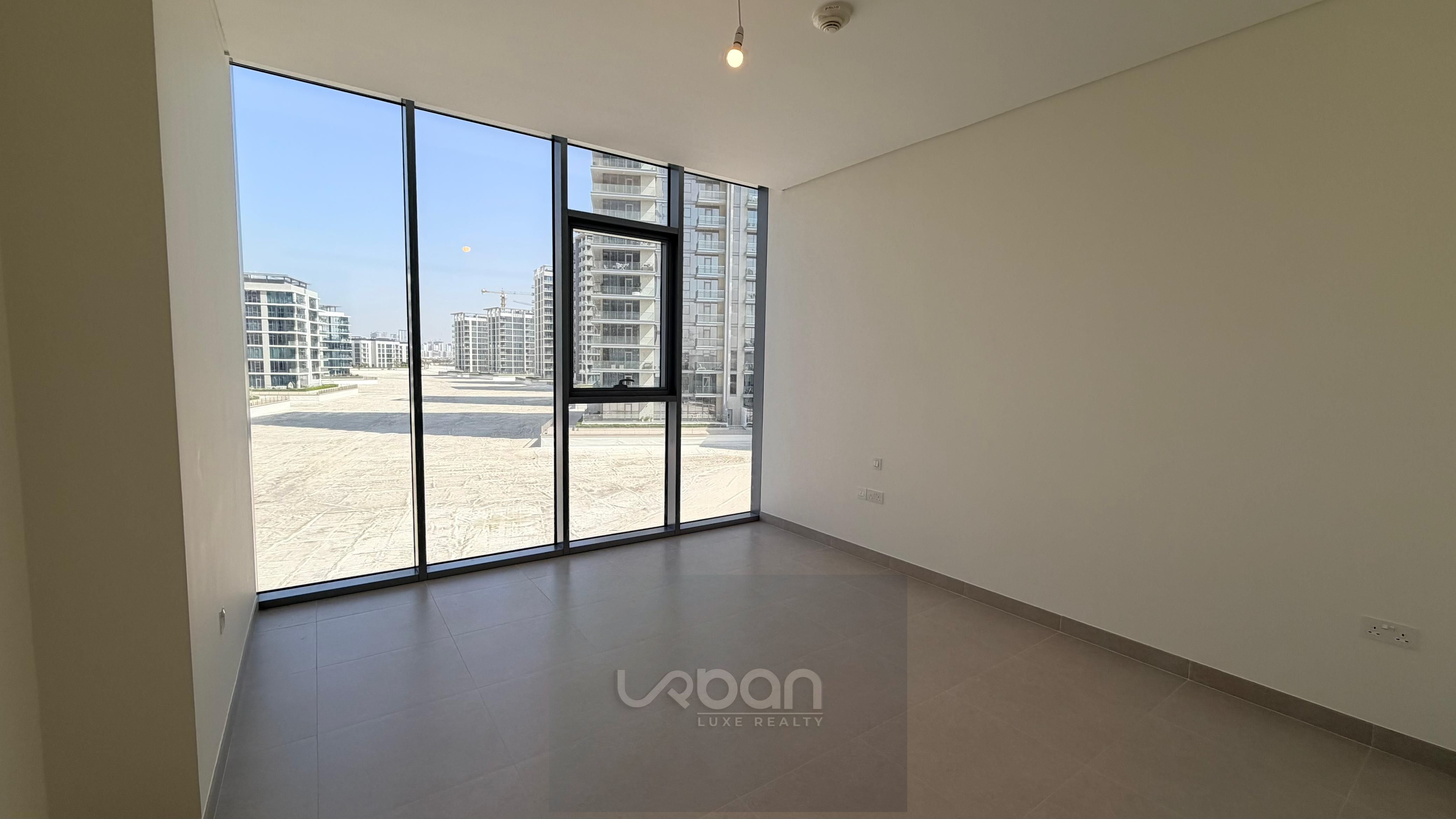 4 bedroom Apartment ~ Luxurious ~Ready to move