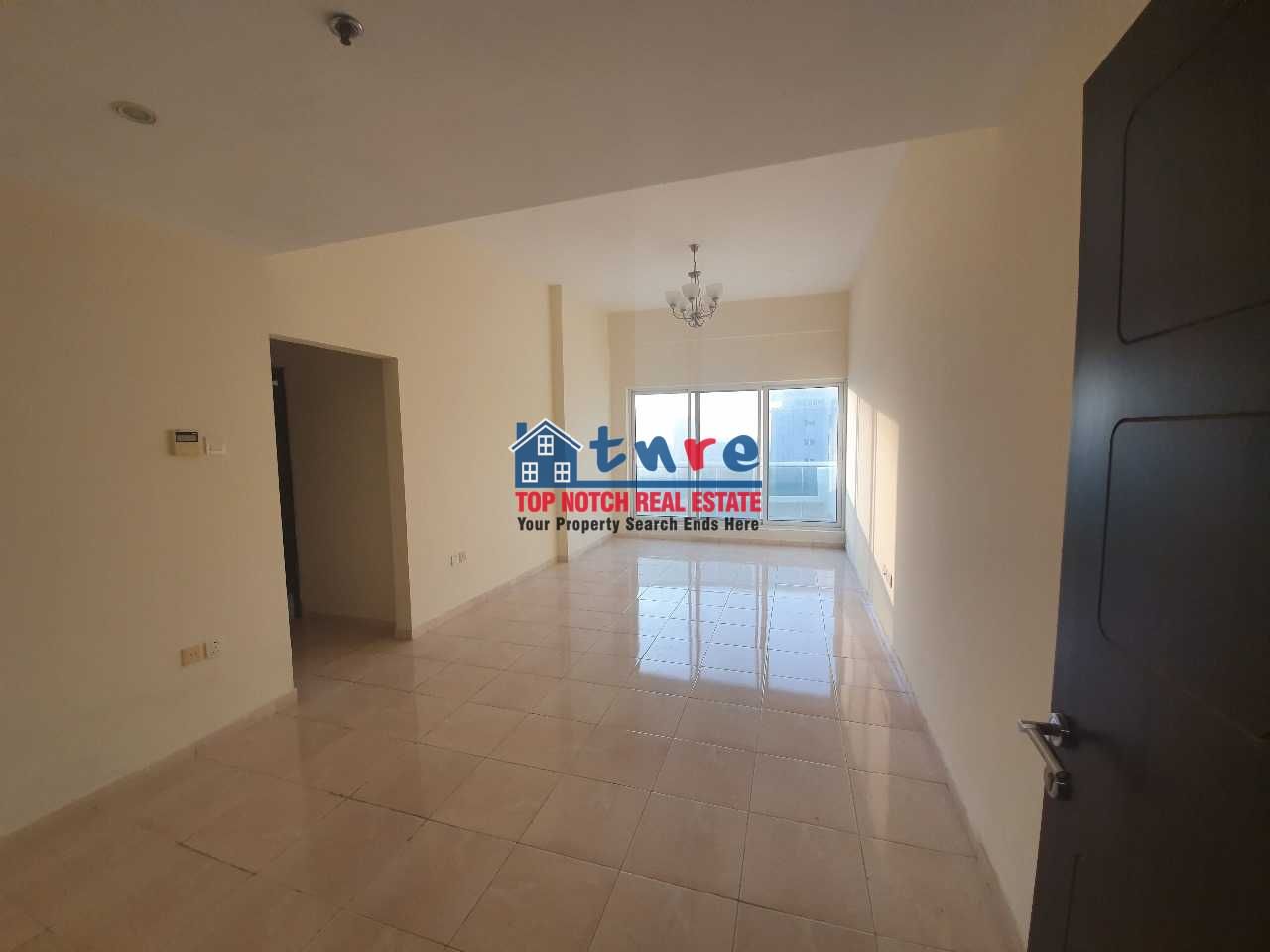 Spacious 2 BHK with Balcony | Closed Kitchen | Best Offer