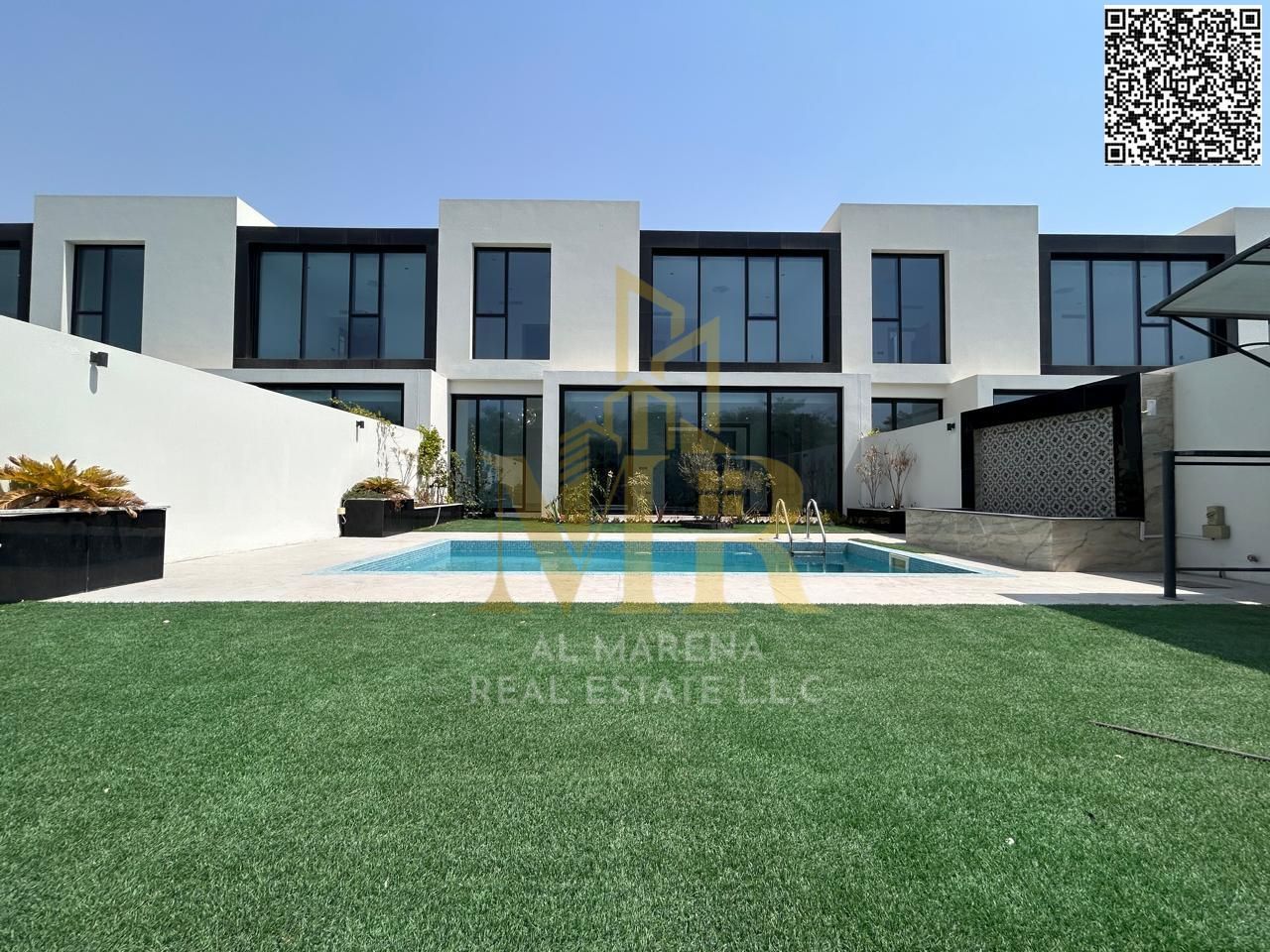 Luxury villa for sale in Al Zorah – in the heart of nature, equipped kitchen and garden with swimming pool | Seize the opportunity