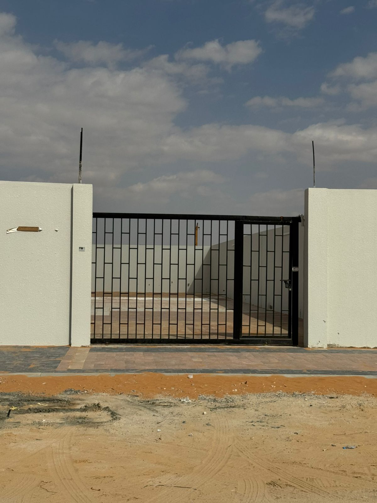 For rent: a small enclosure in Al Sajaa S