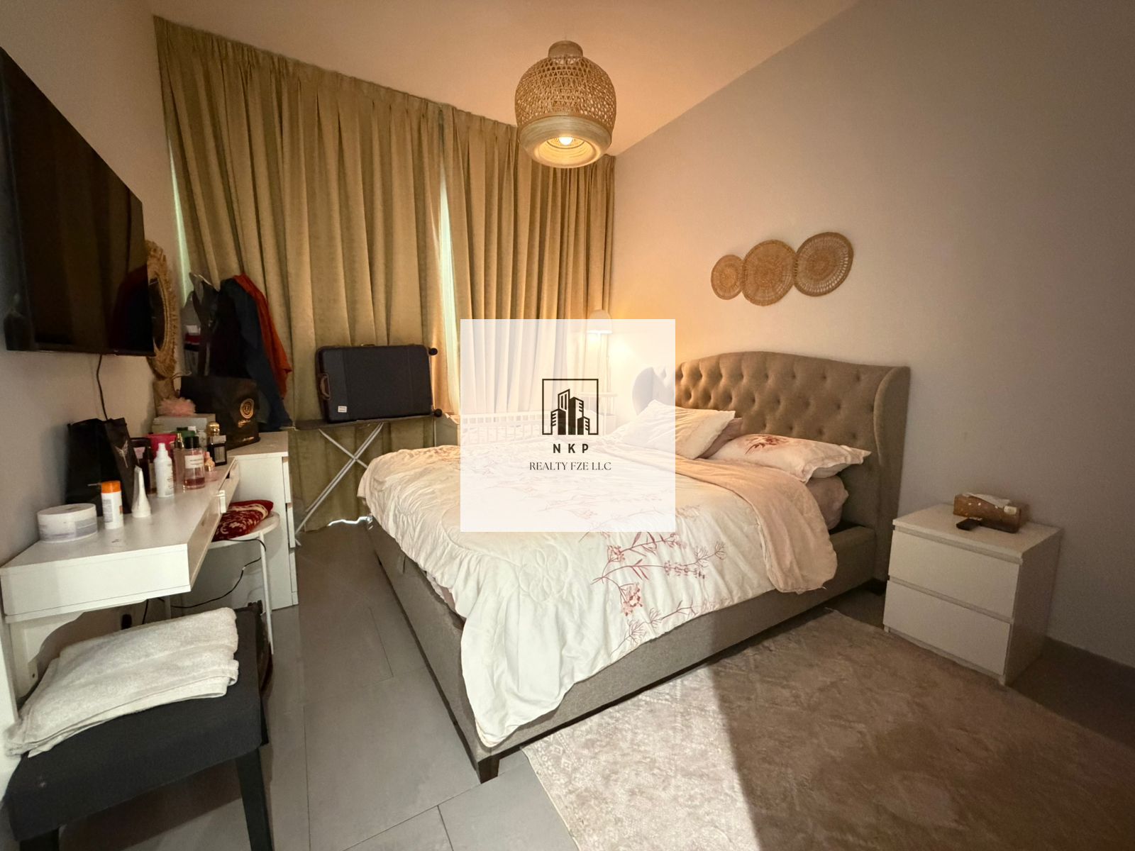 Fully furnished 2 bedrooms townhouse in uptown Alzahya