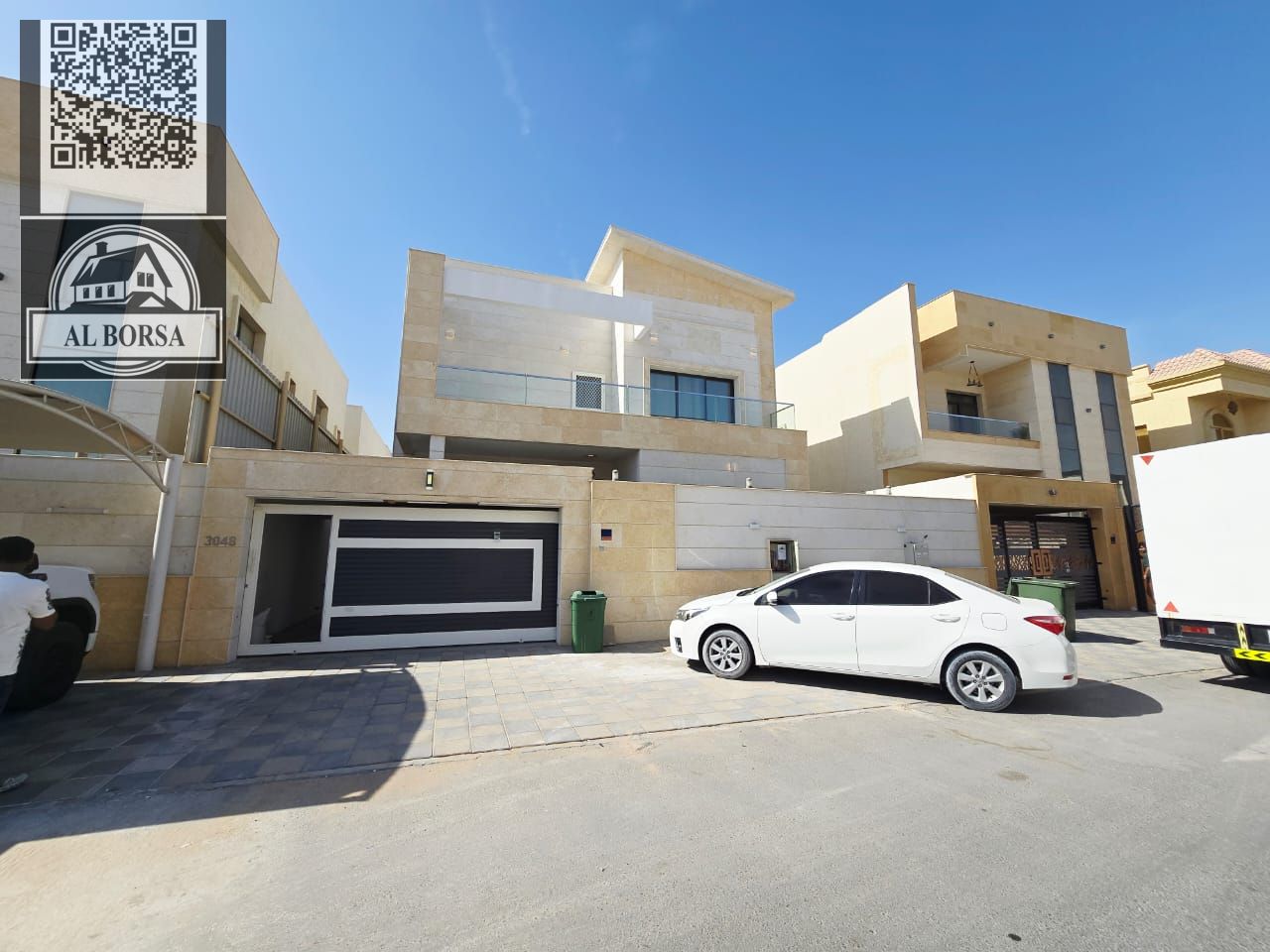 Villa for sale in Al Yasmin, Ajman. 5 bedrooms, majlis, living room, parking, spacious area.