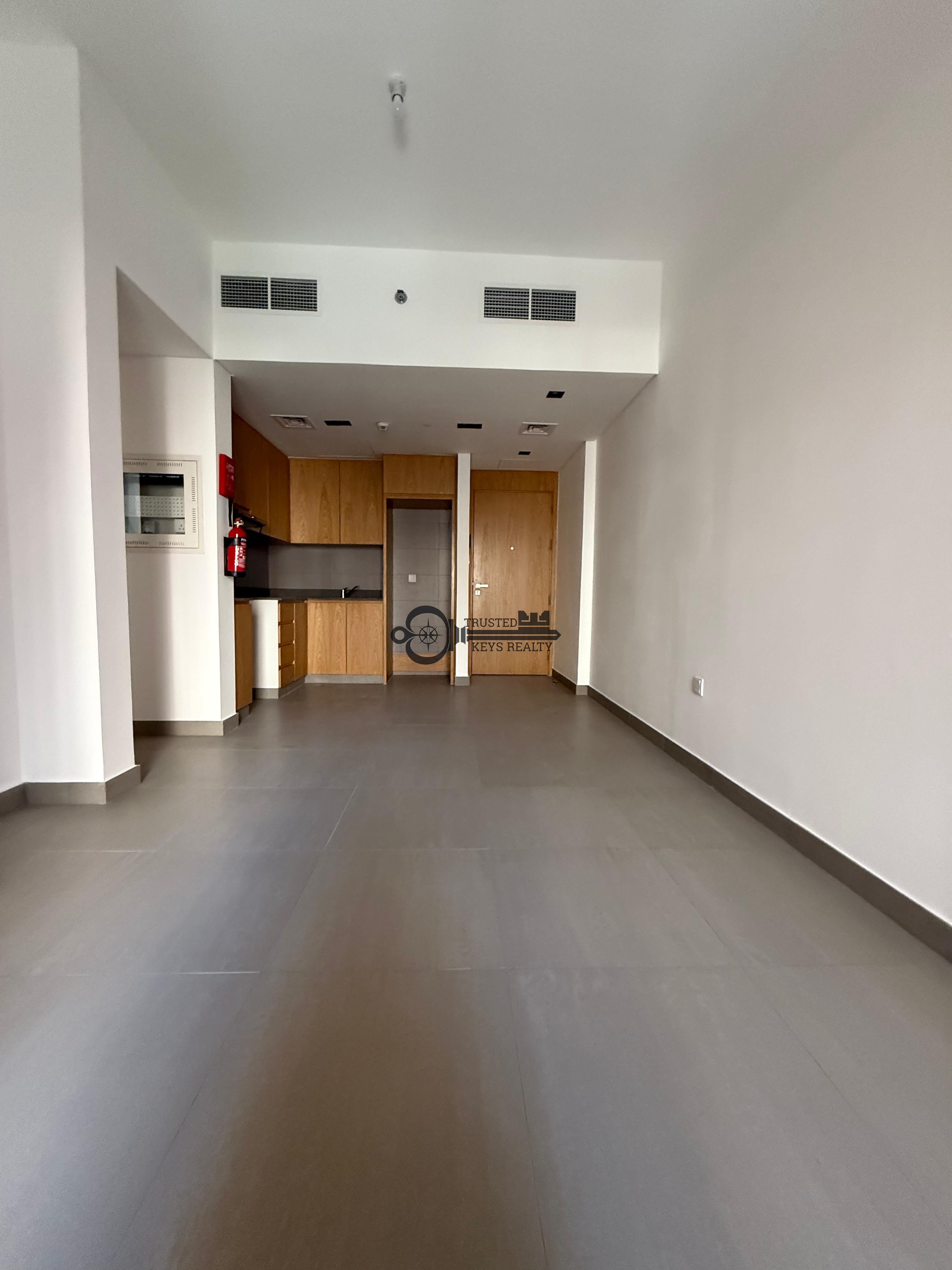 Elegant One-Bedroom Apartment with Private Balcony | Bright & Modern Living