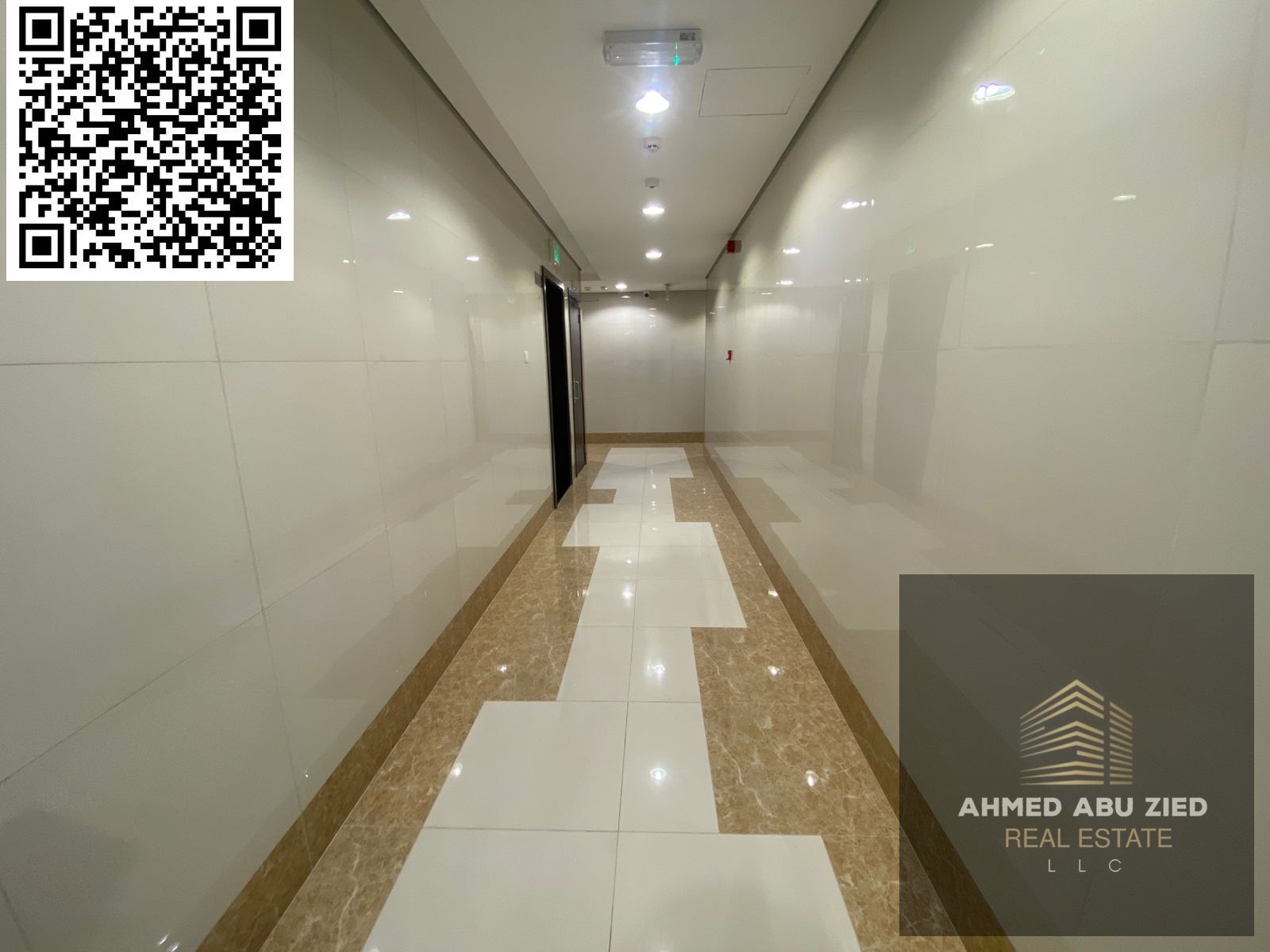One-bedroom master apartment for annual rent in Al Rawda 1, Ajman. First occupancy. Balcony with open view. Central air conditioning. Near Kenz Mall a
