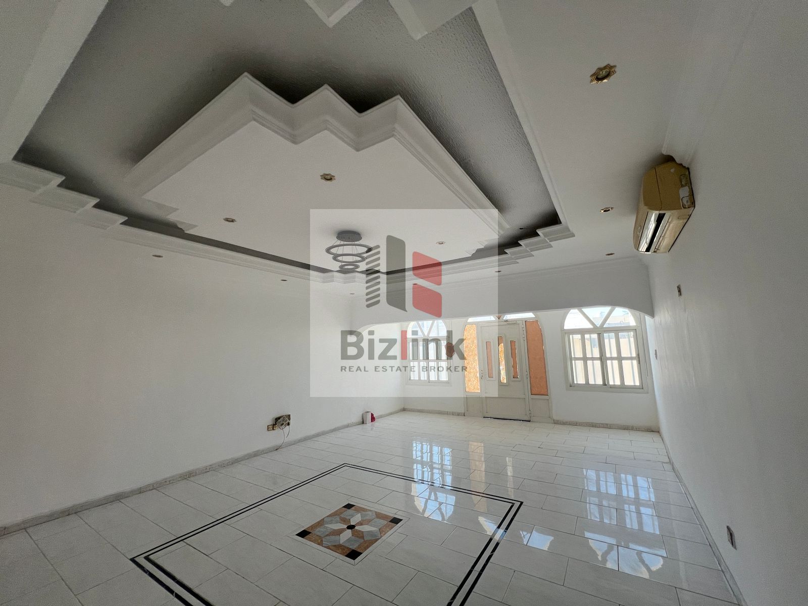 Spacious 10,000 Sqft Standalone Villa in Al Azra - 4BR + Majlis