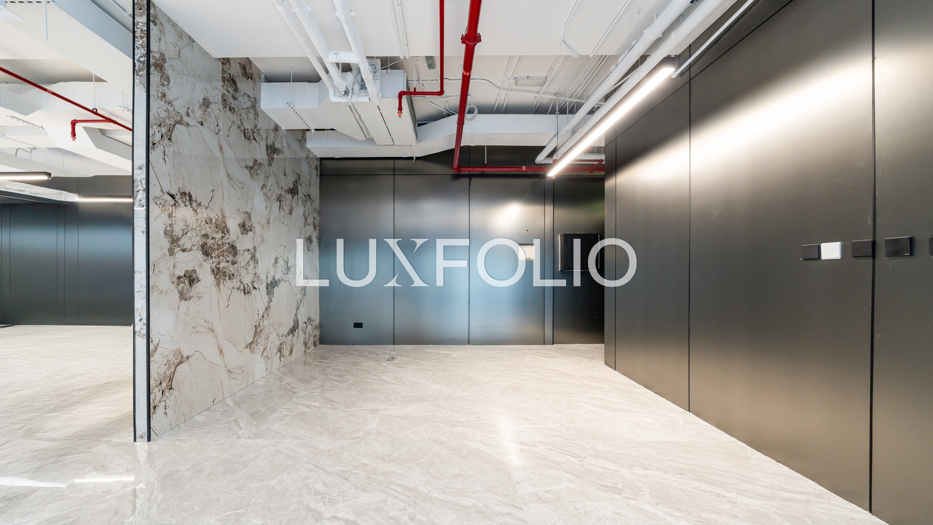 Fitted Office | 4 Parking | Road View