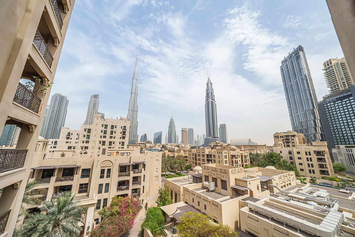 Burj Khalifa View | High Floor | Fully Furnished