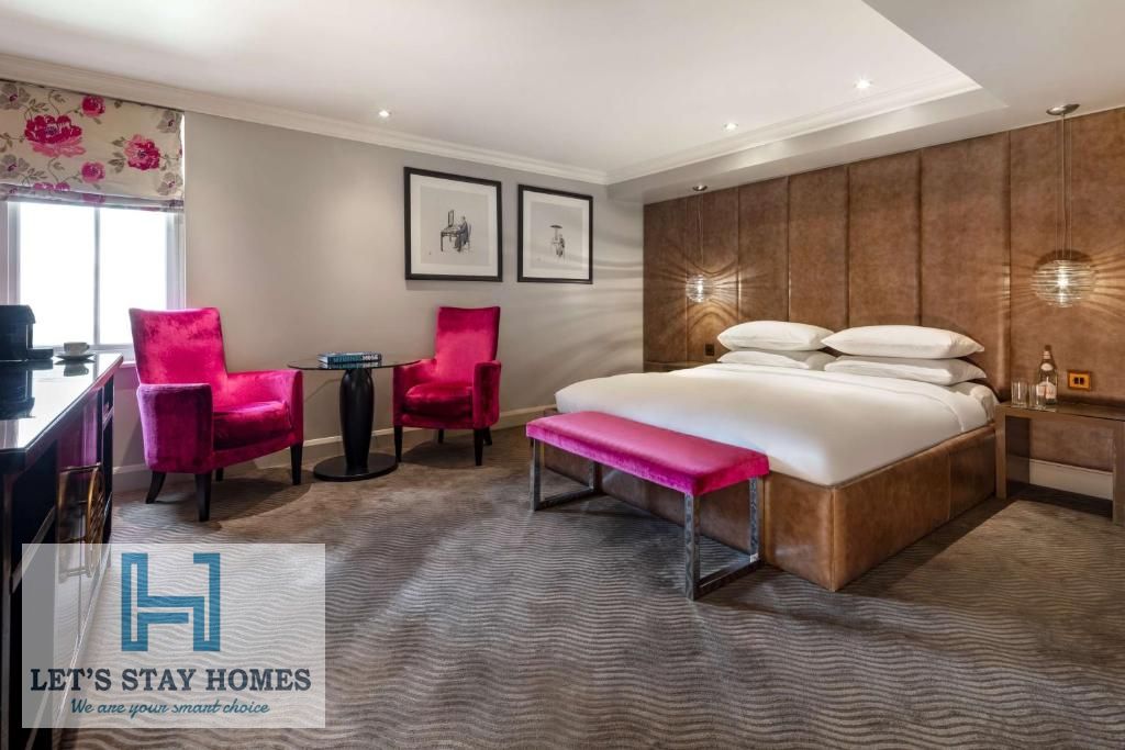 Hot Limited Deal ! Furnished | with Kitchen | Metro Nearby | Free Cleaning | Gym & Pool