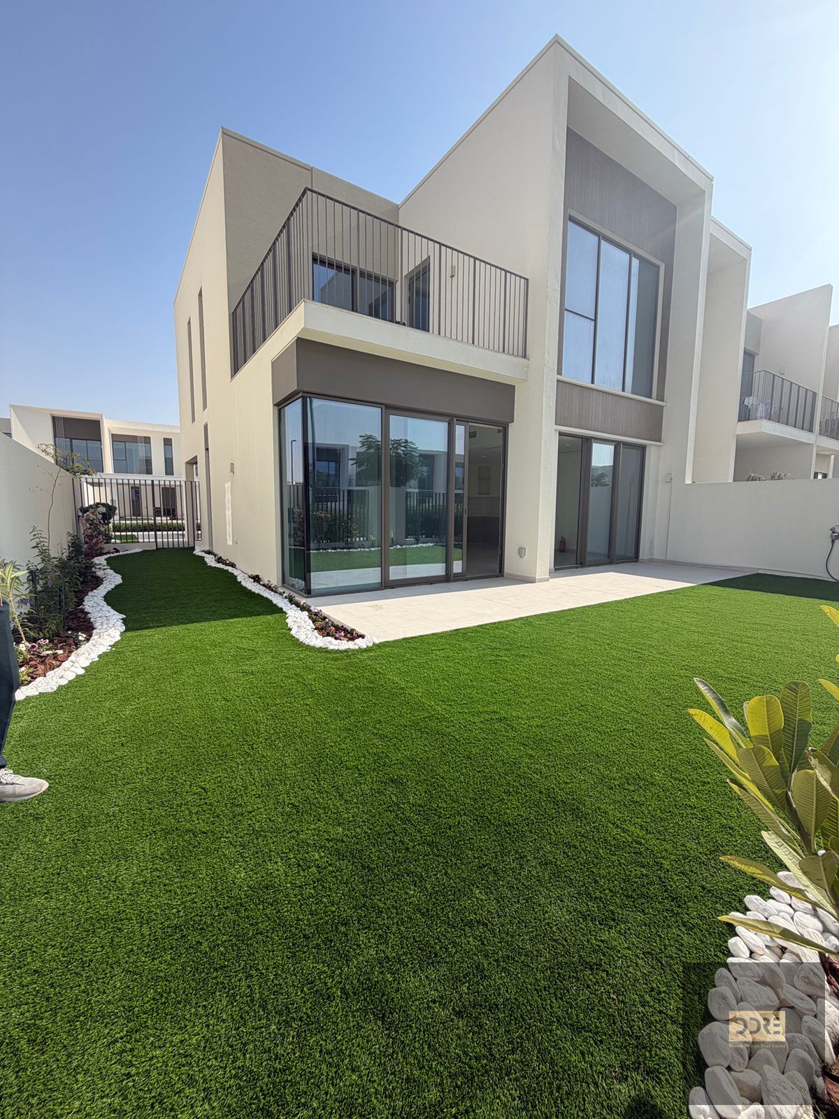 4Bed l Developed Landscape l Talia l The valley