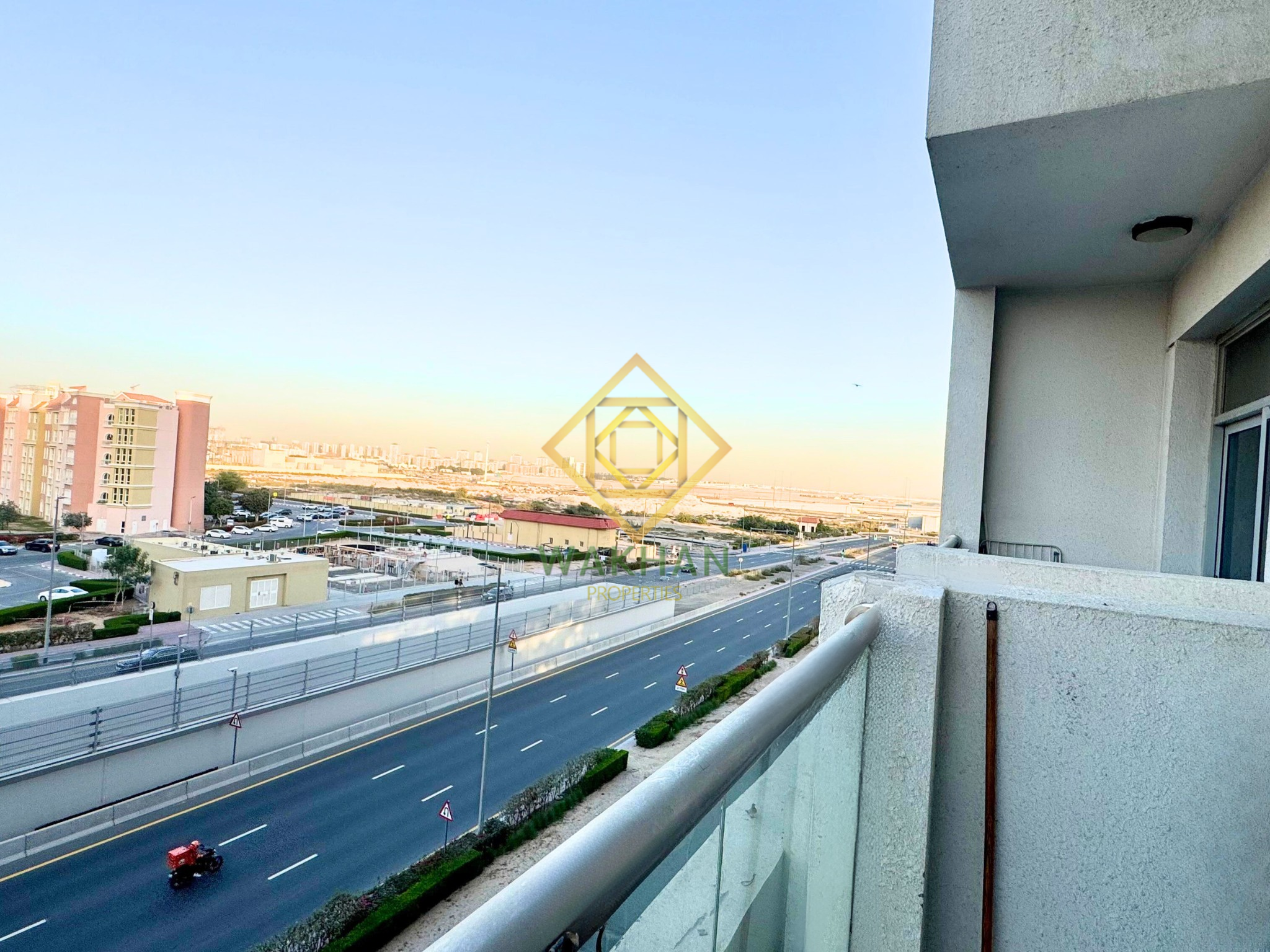 Spacious Studio | Near to Metro | Vacant |High ROI