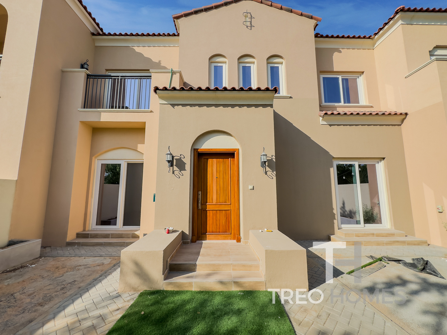 Renovated | Single Row | Green Spaces