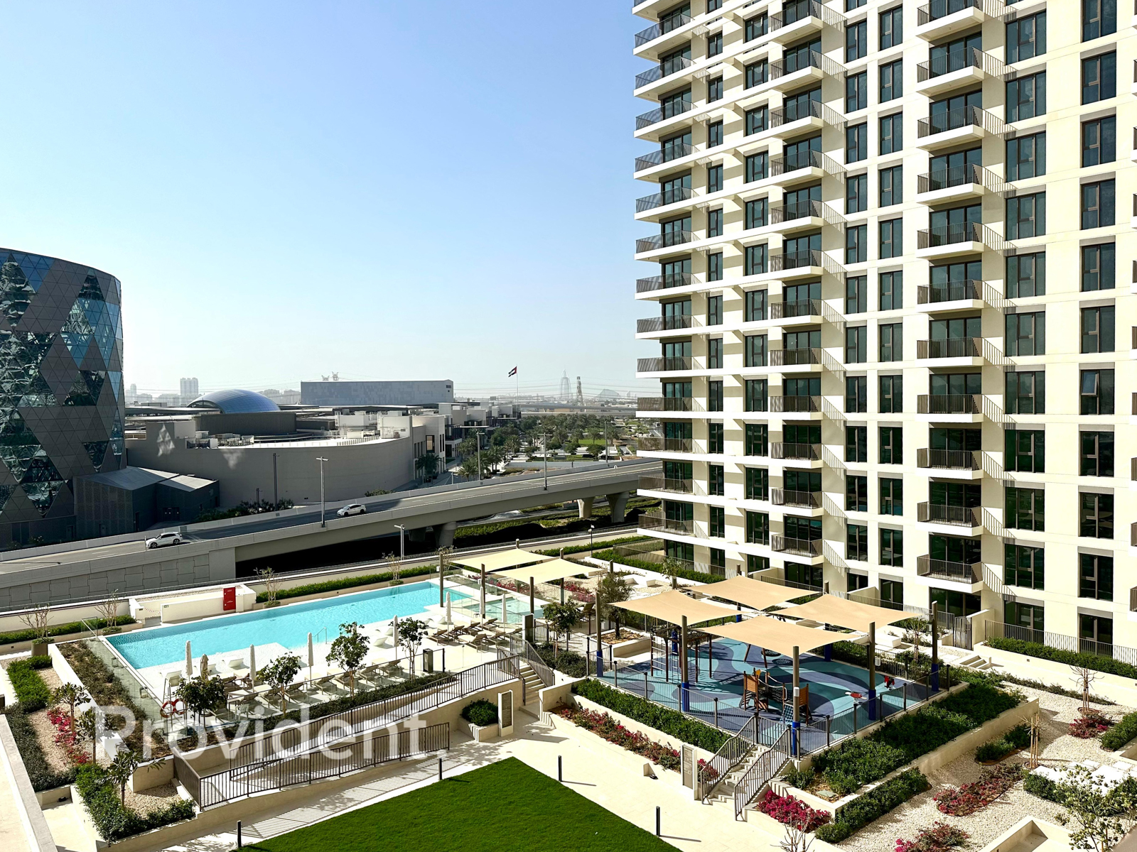 Brand New | Pool View | Close to Mall and Park