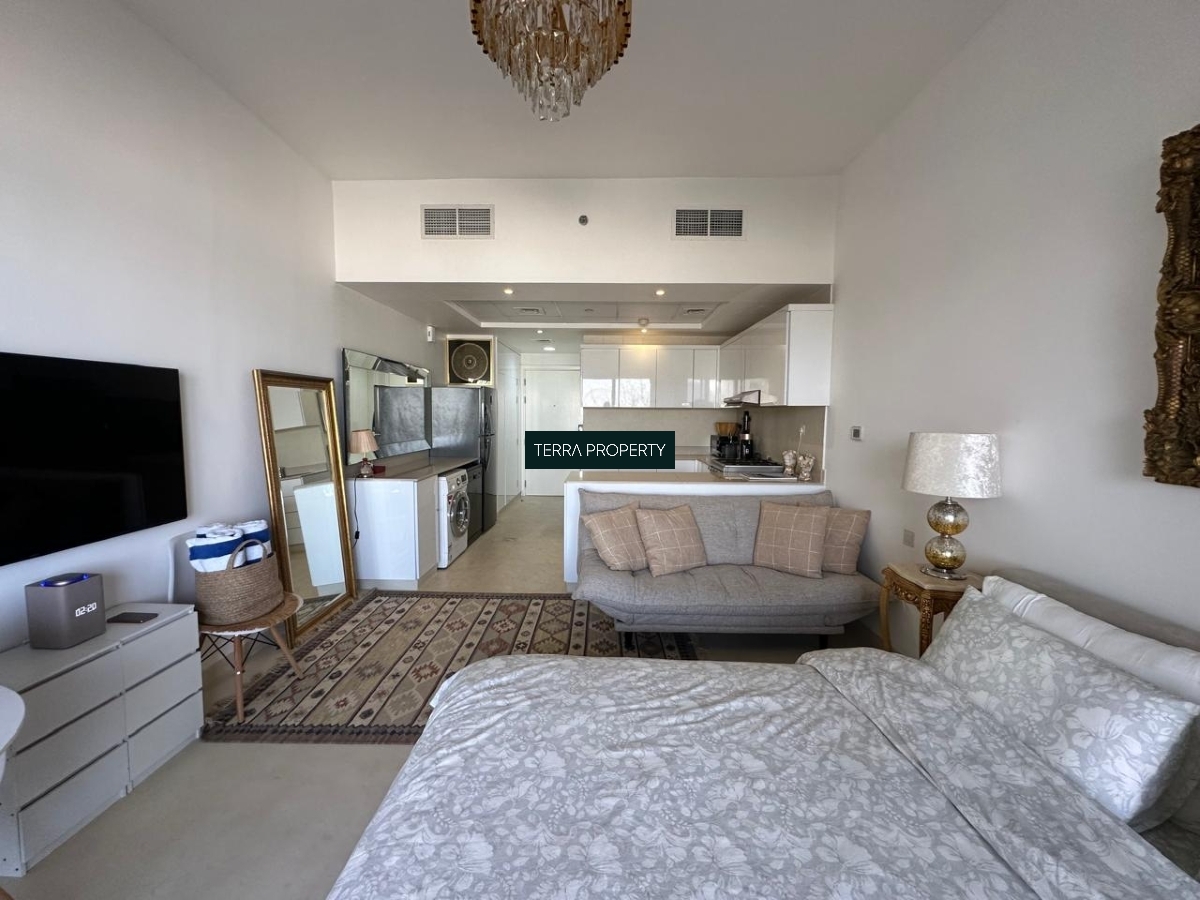 Beachfront Furnished Studio | Casino View
