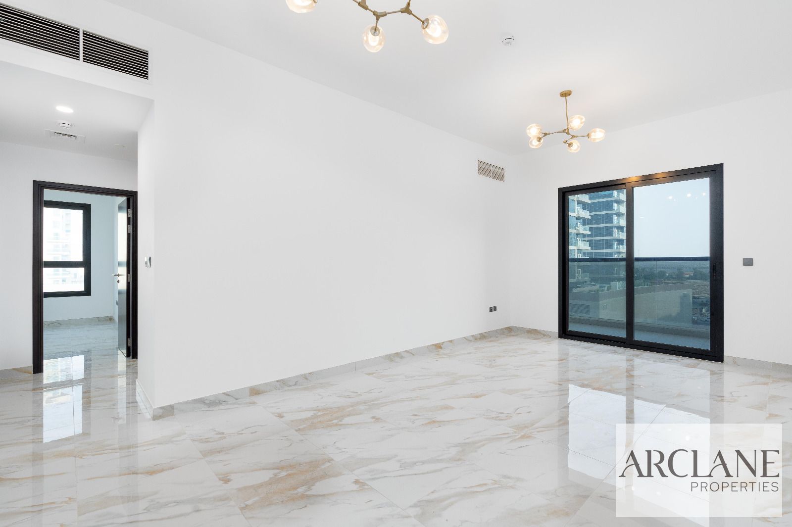 HUGE 2 BEDROOM | PRIME LOCATION | VACANT