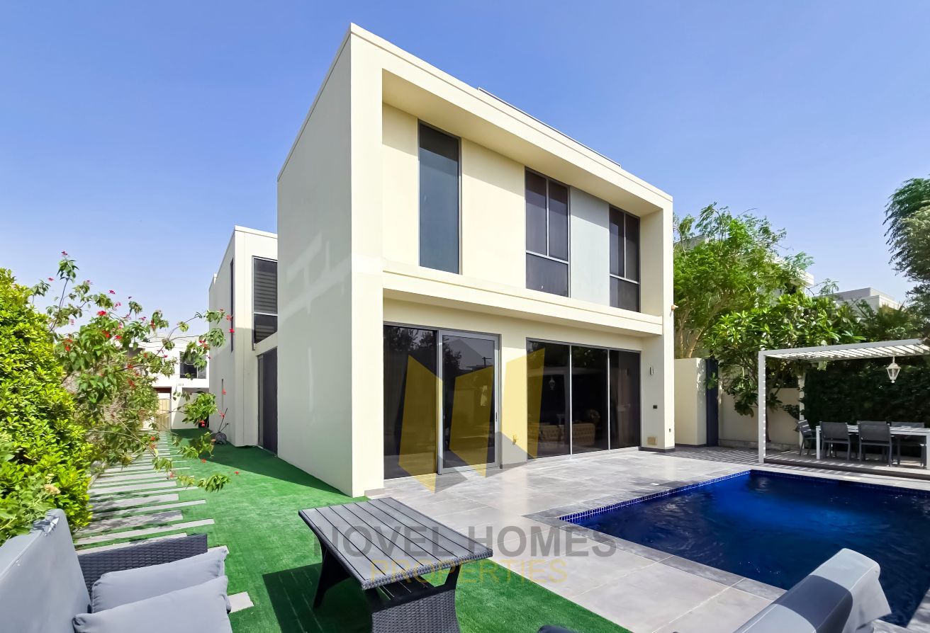 Upgraded Villa| Private Pool |Vacant on Transfer