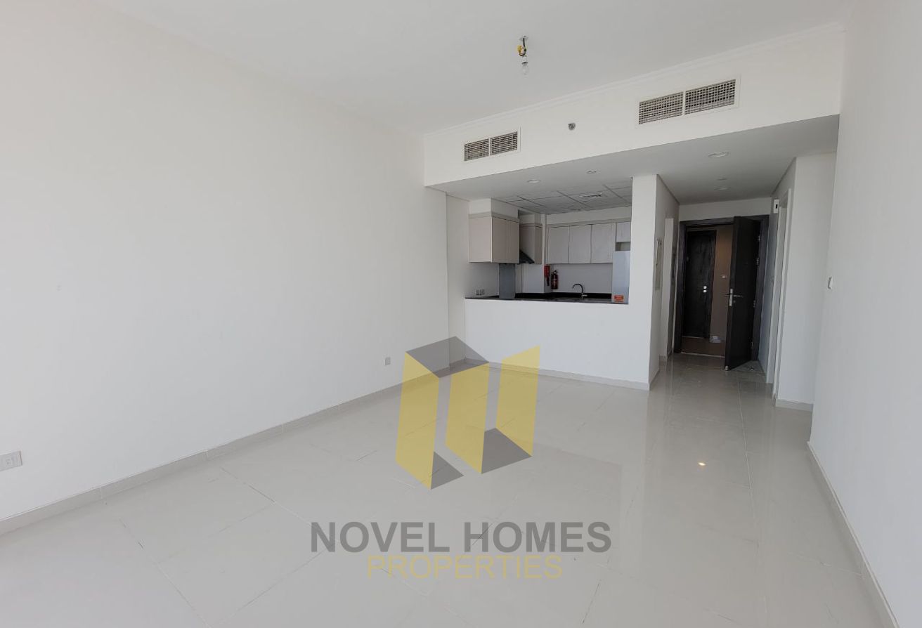 Full Golf Course view| High Floor| Rented
