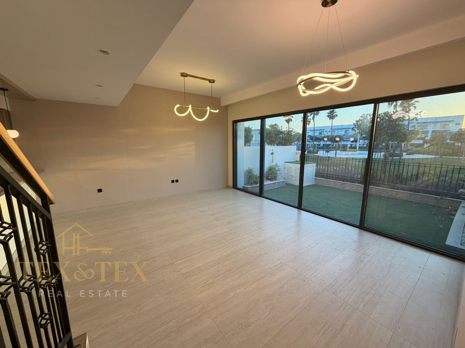 Stylish Finishes | Single Row | Park-Facing