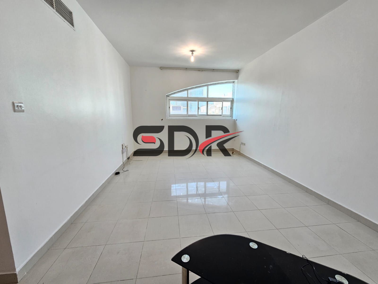 Marvelous Designed 1 Bedroom with Balcony