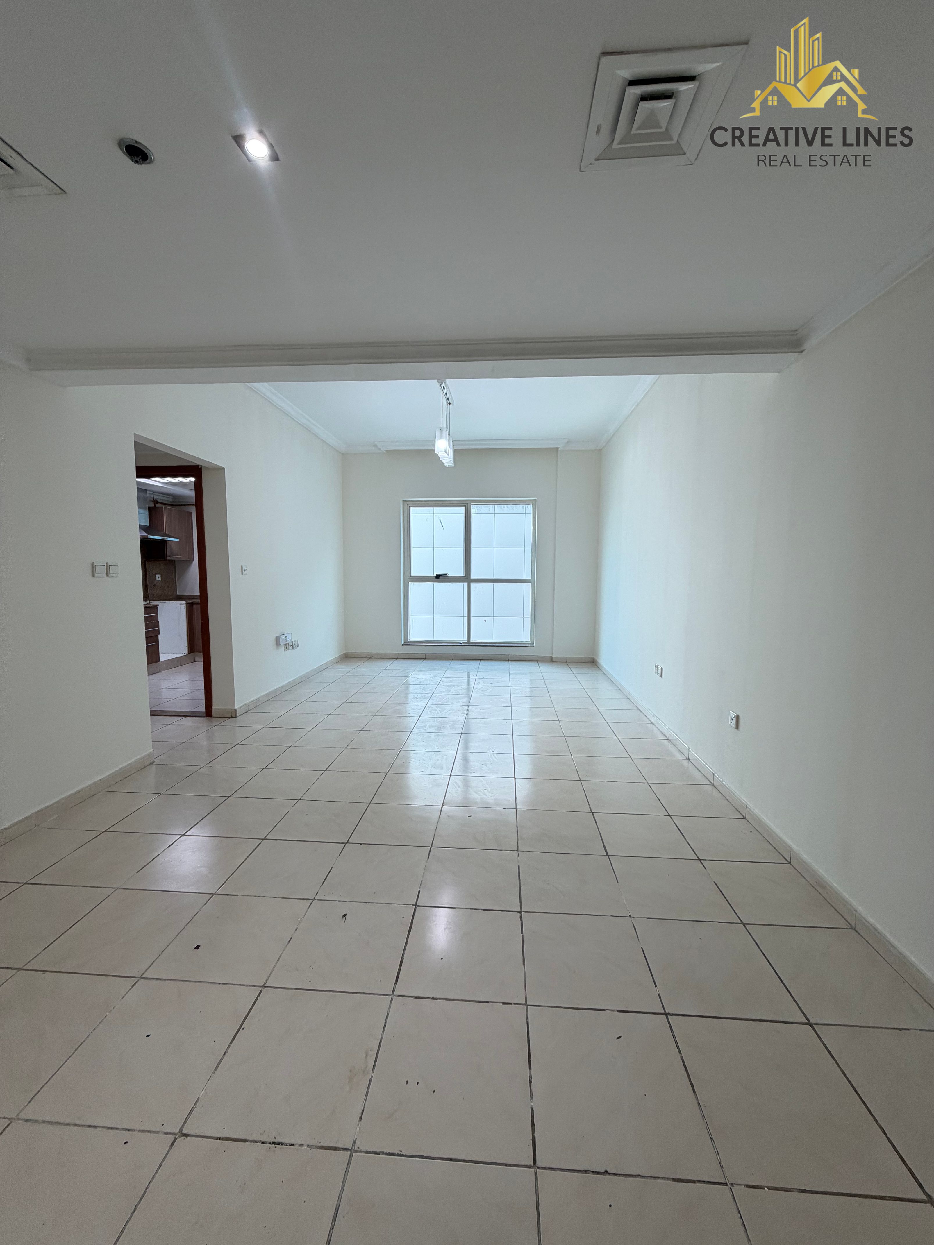 Very spacious 1bhk apartment || only for family || with all amenities || without balcony