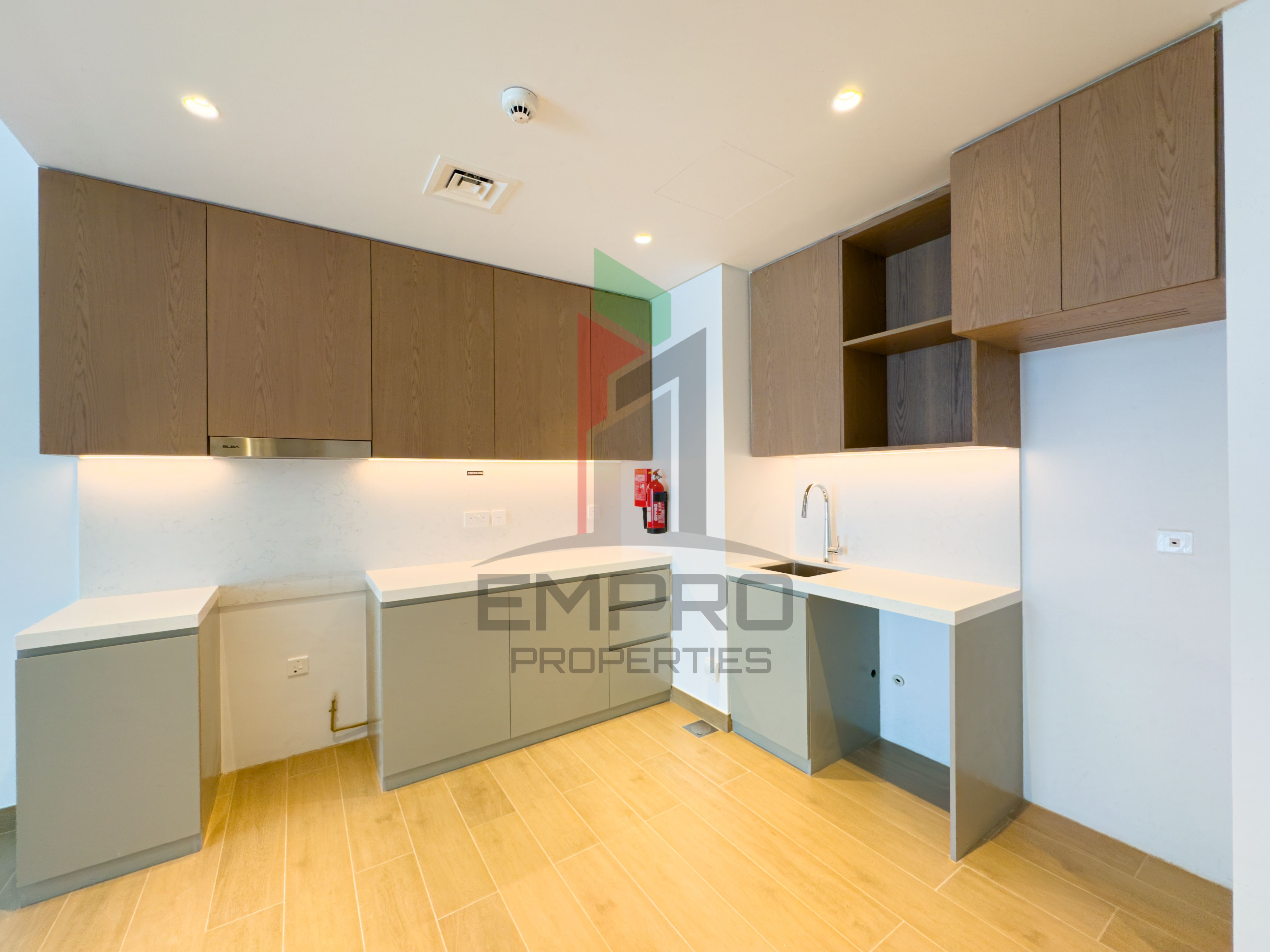 1BR |Partial Marina City View|Private Beach Access