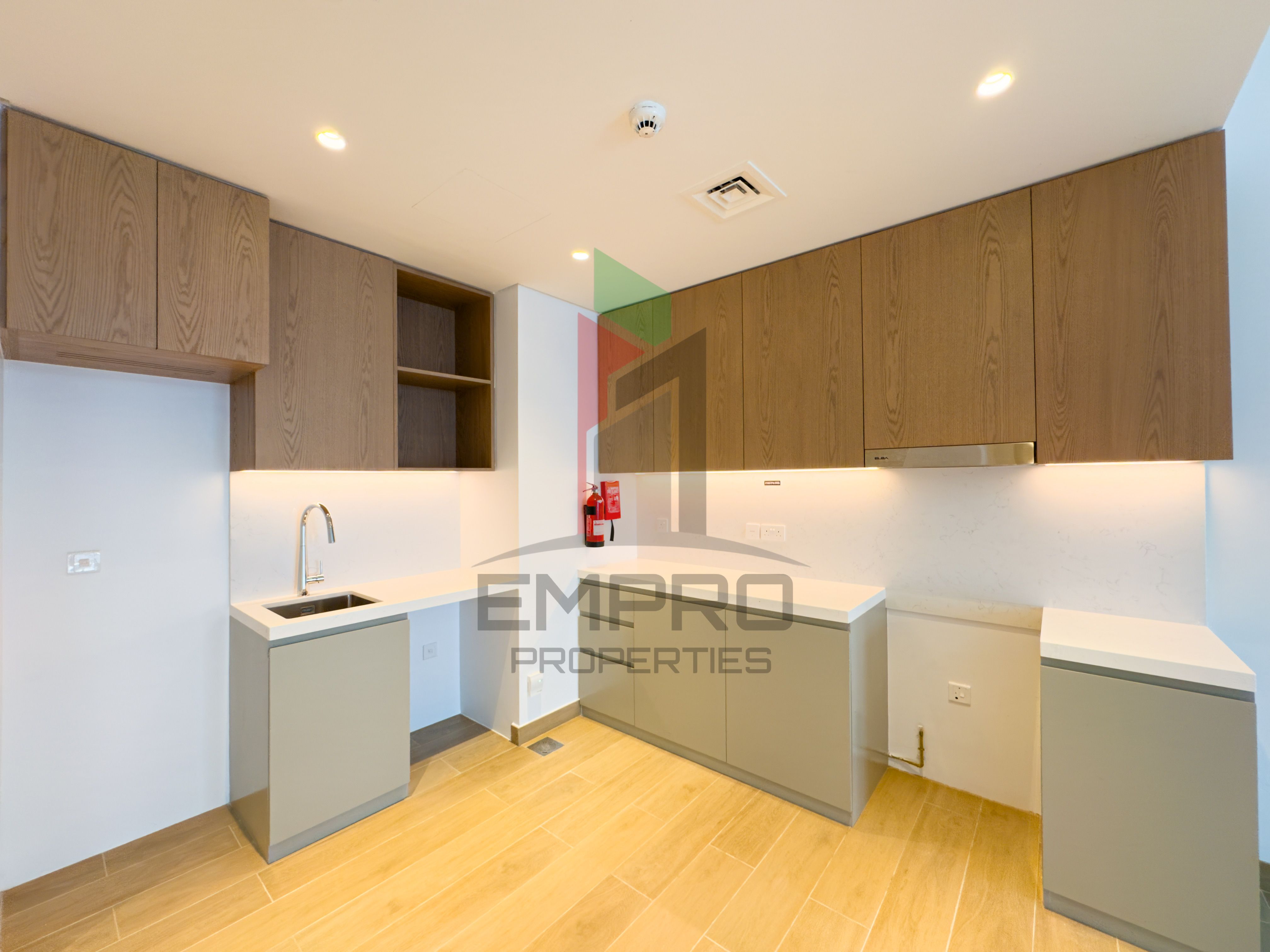 Exclusive Luxury 1BR | City View | Private Beach